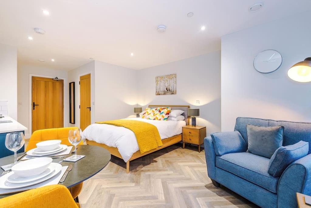 Rock Mill - Deluxe Studio Apartment with Terrace view 2
