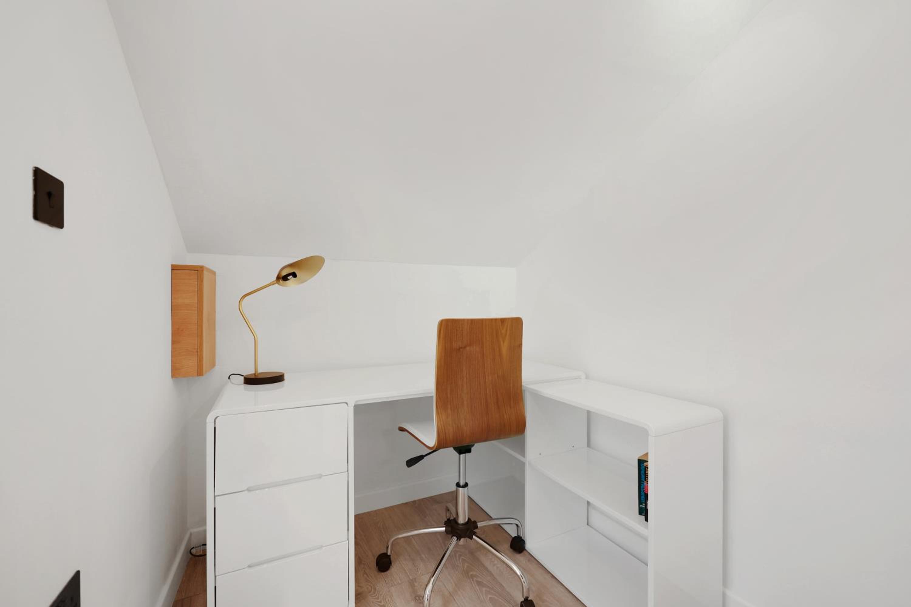 Hilldrop Apartments Short Term Rental & Flexible Renting Islington with Free WiFi, Parking & Garden