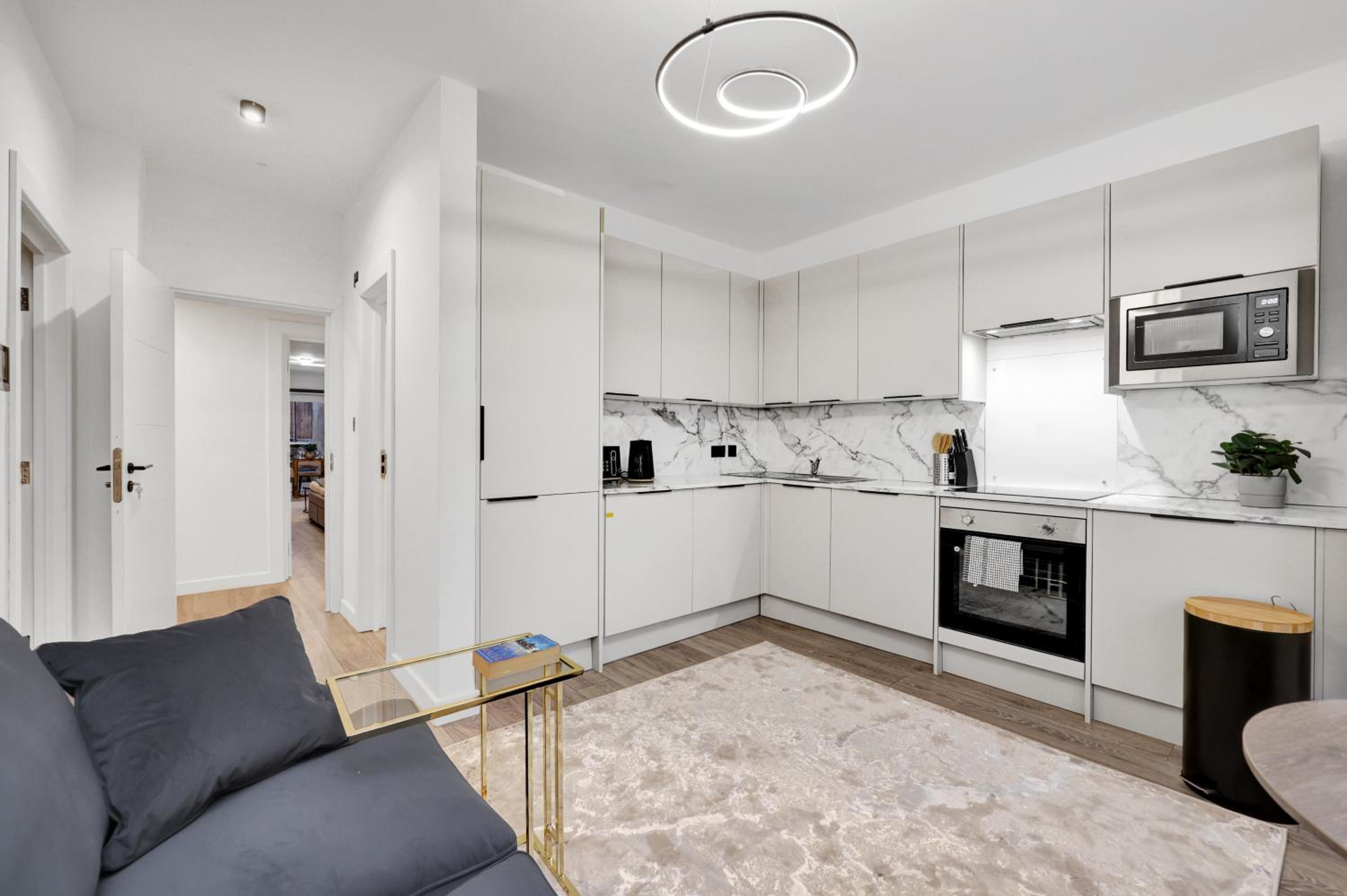 Hilldrop Apartments Short Term Rental & Flexible Renting Islington with Free WiFi, Parking & Garden