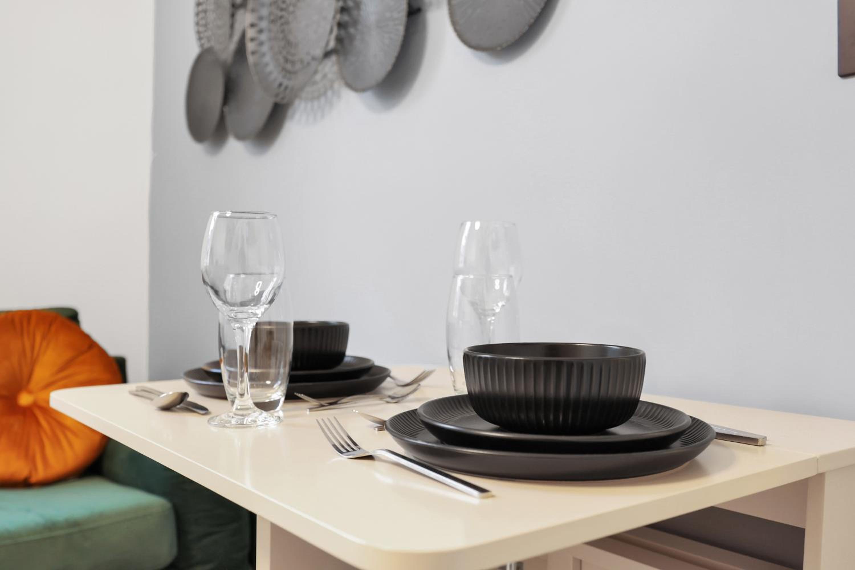 Hilldrop Apartments Short Term Rental & Flexible Renting Islington with Free WiFi, Parking & Garden