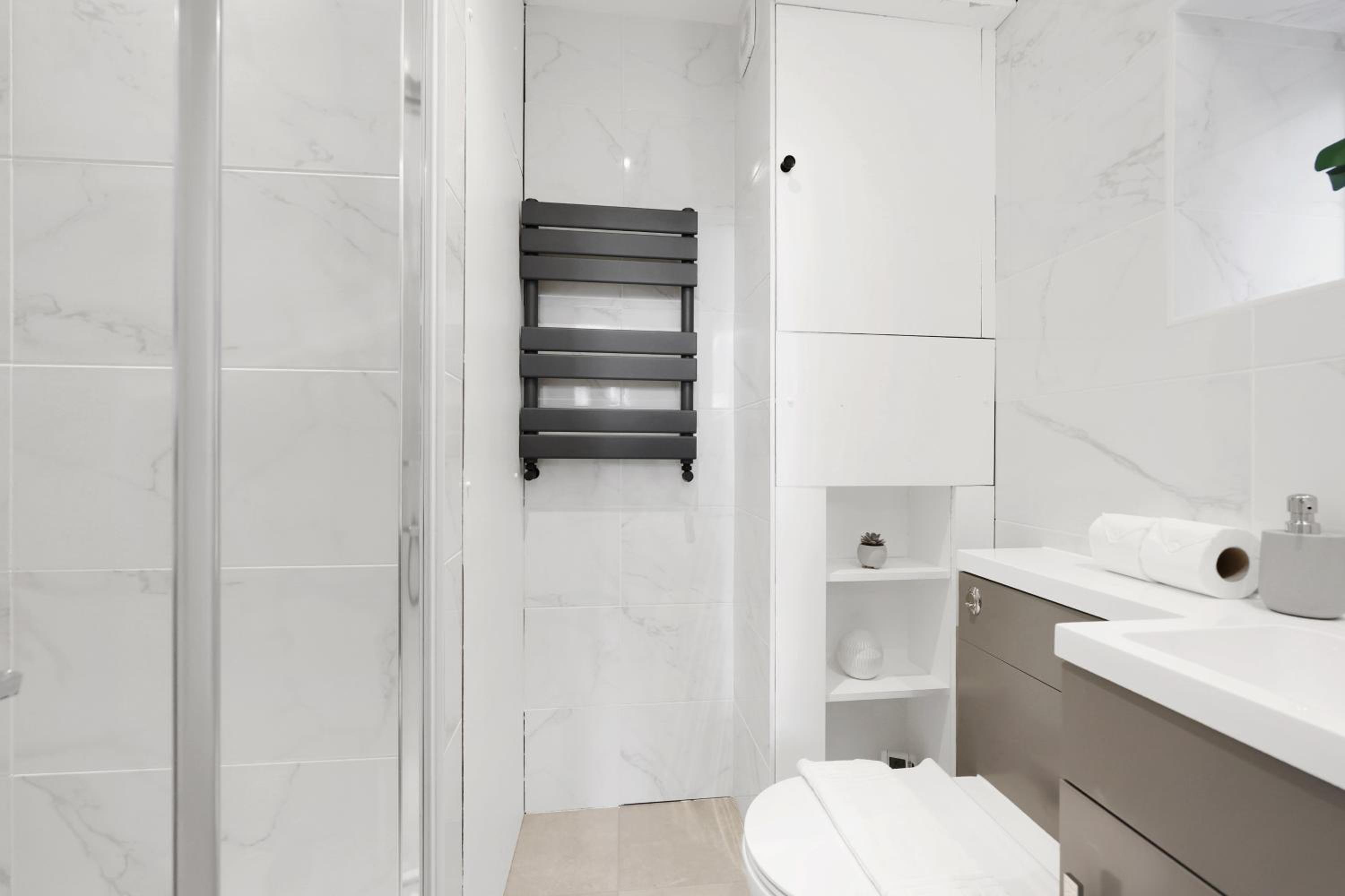 Hilldrop Apartments Short Term Rental & Flexible Renting Islington with Free WiFi, Parking & Garden