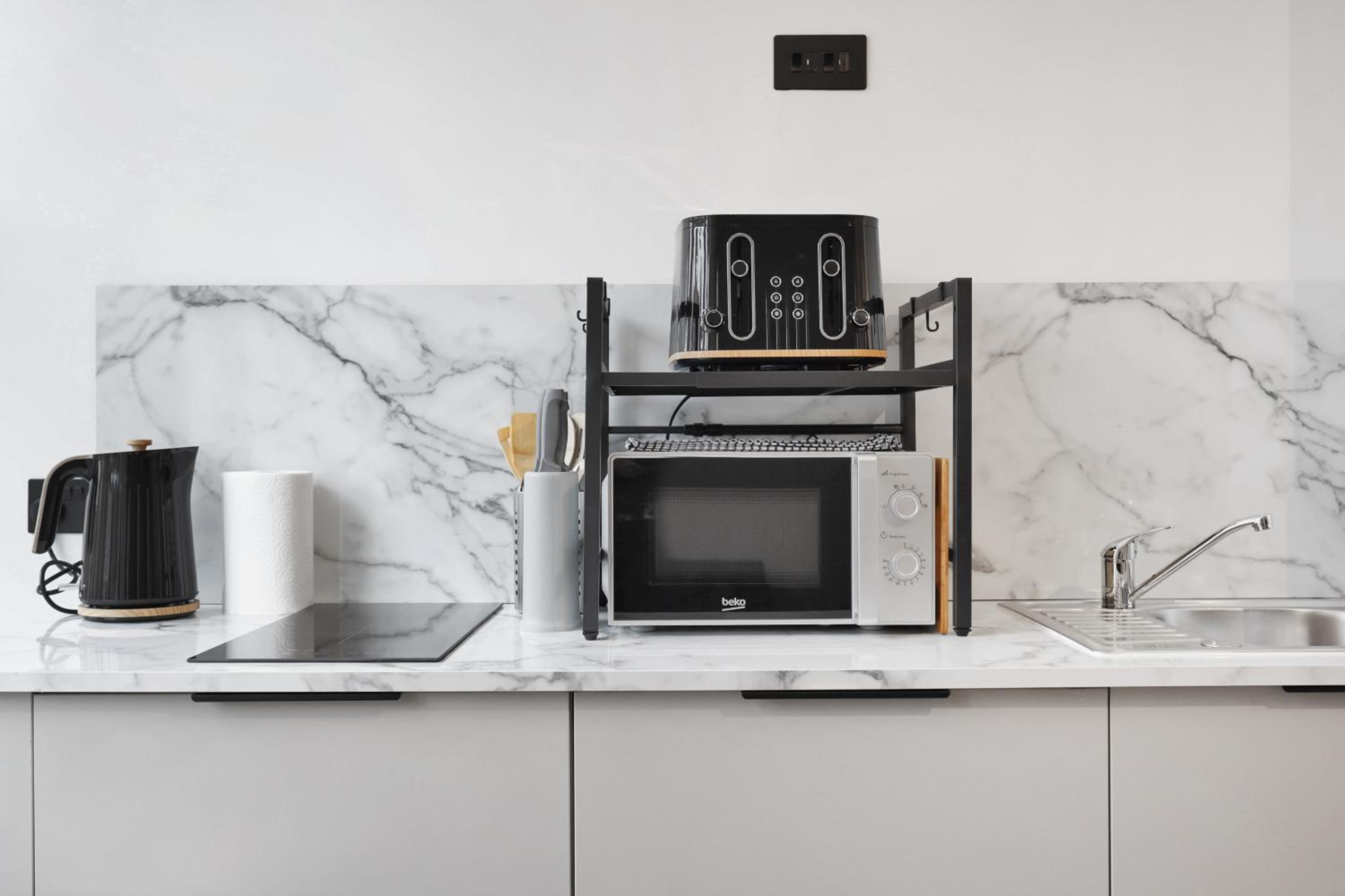 Hilldrop Apartments Short Term Rental & Flexible Renting Islington with Free WiFi, Parking & Garden