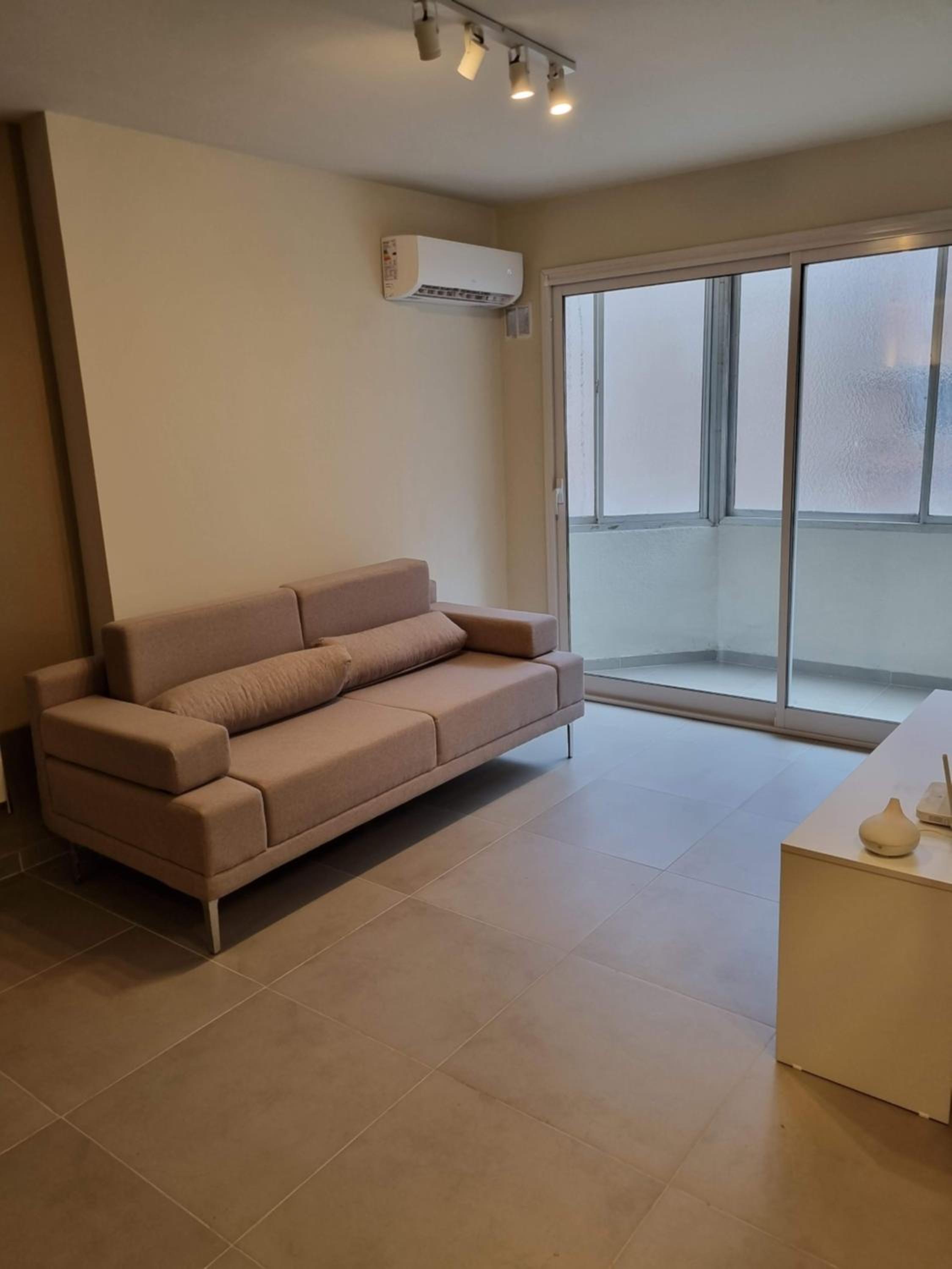 HERMOSO - CATEGORIA Departamento 90 m2 CENTRO con COCHERA opcional