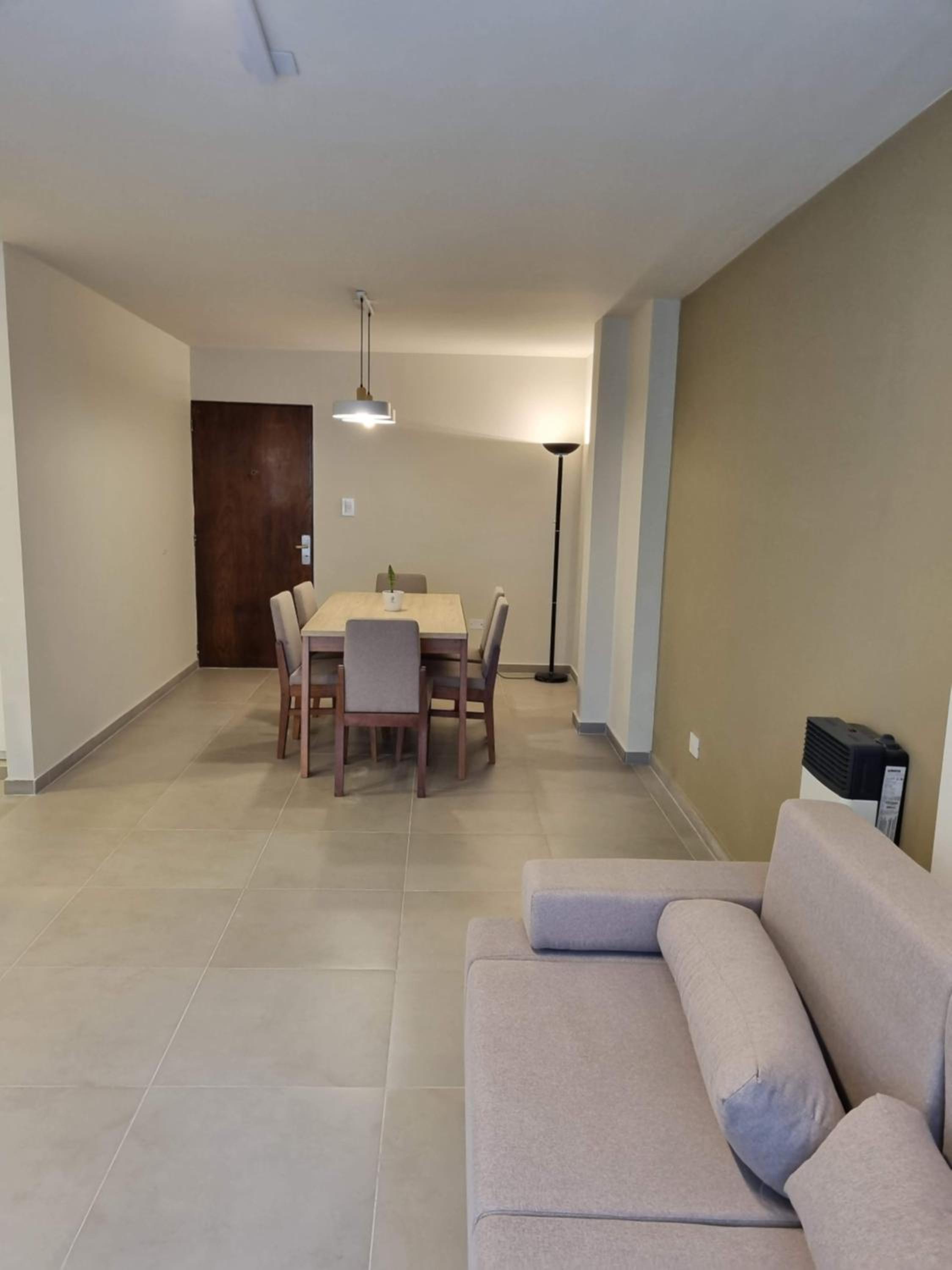 HERMOSO - CATEGORIA Departamento 90 m2 CENTRO con COCHERA opcional