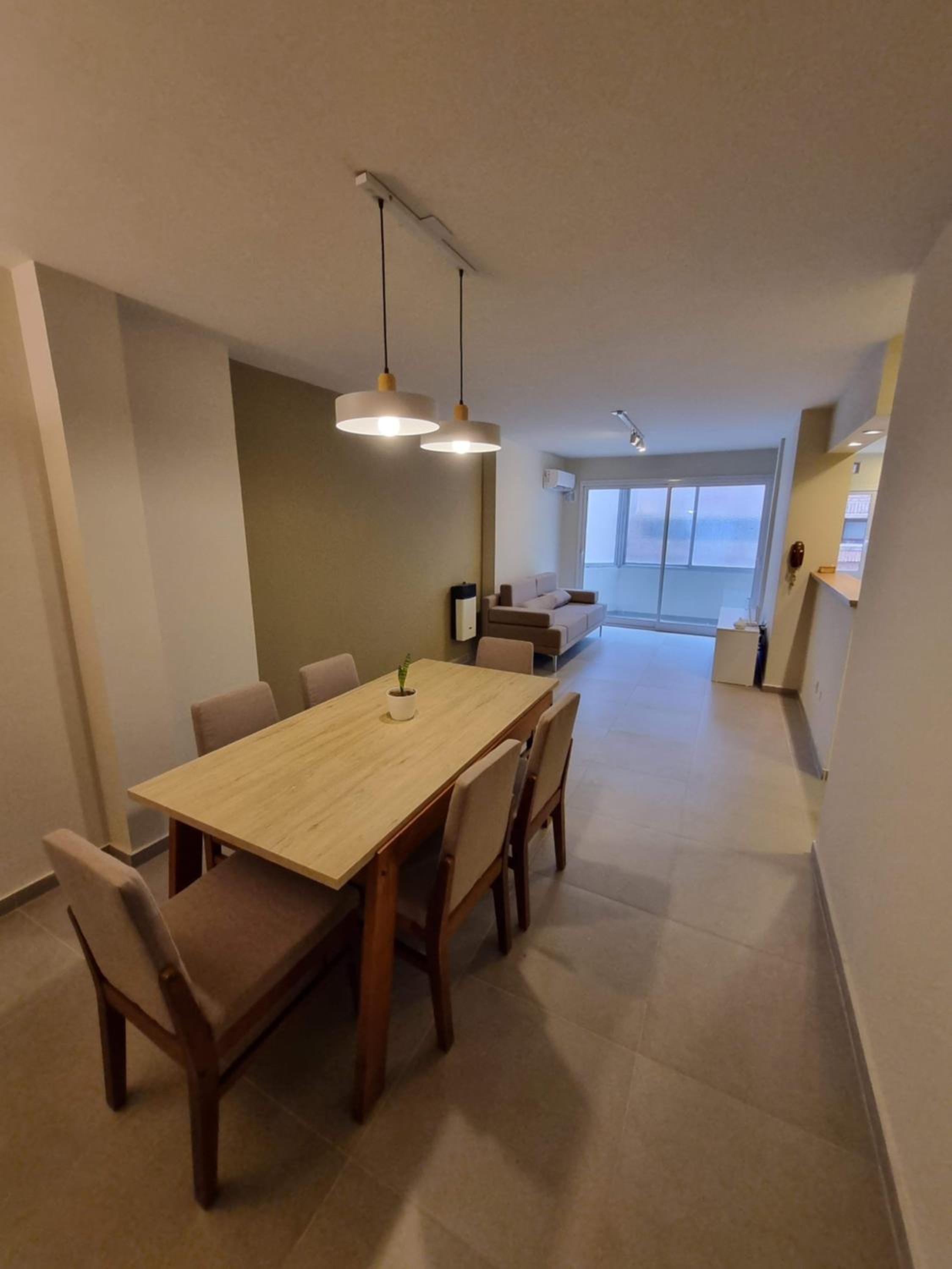 HERMOSO - CATEGORIA Departamento 90 m2 CENTRO con COCHERA opcional