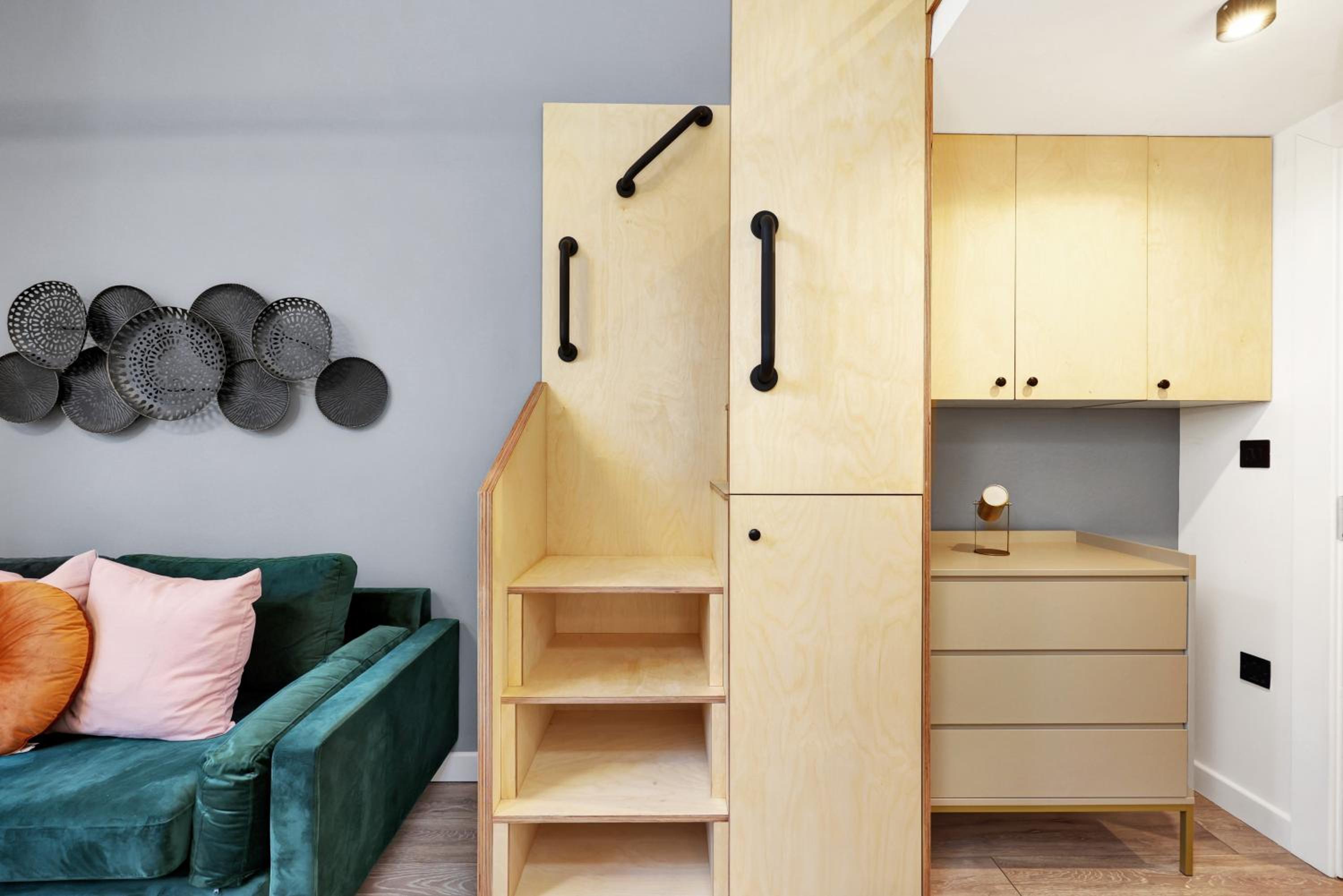 Hilldrop Apartments Short Term Rental & Flexible Renting Islington with Free WiFi, Parking & Garden