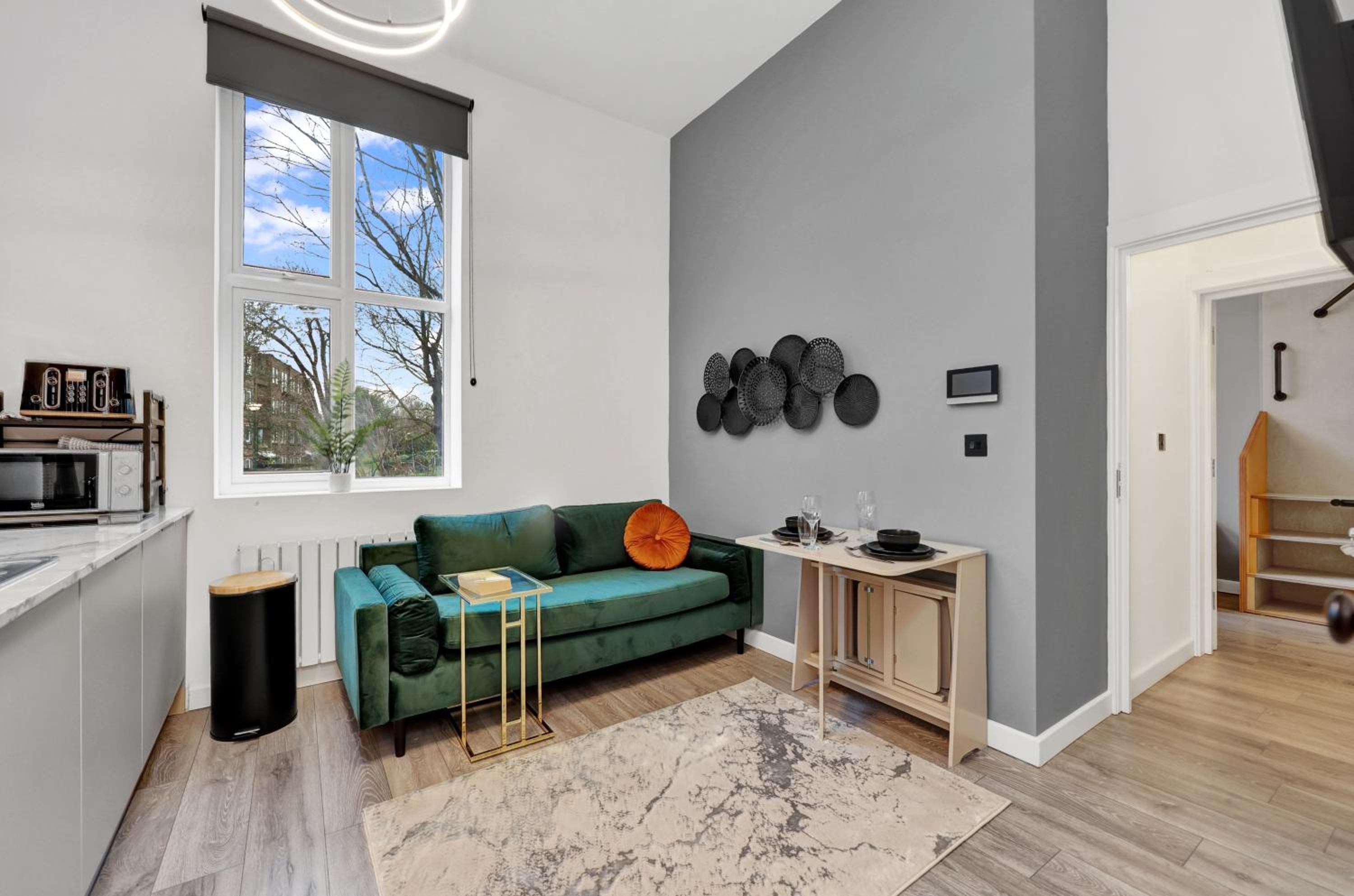 Hilldrop Apartments Short Term Rental & Flexible Renting Islington with Free WiFi, Parking & Garden