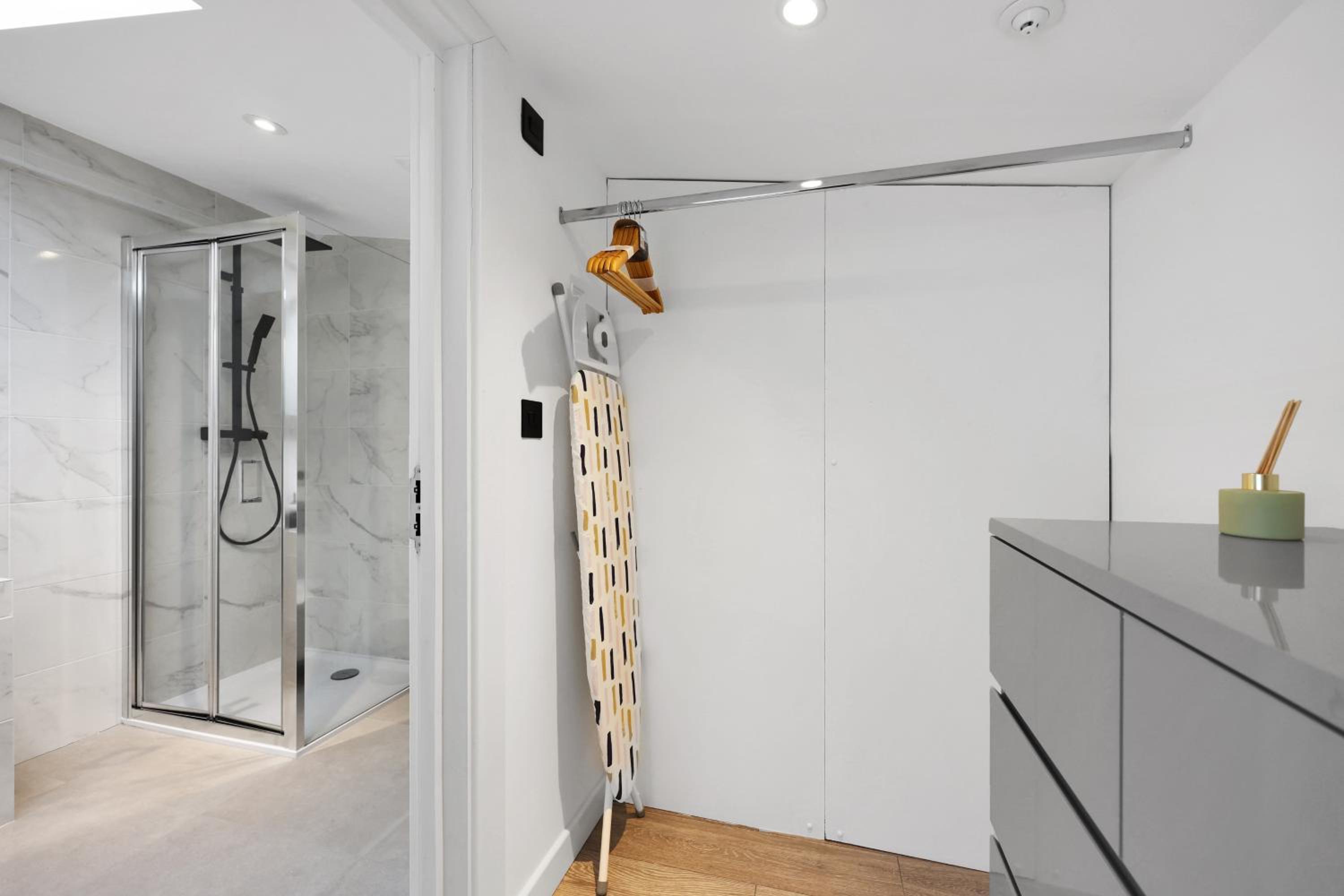 Hilldrop Apartments Short Term Rental & Flexible Renting Islington with Free WiFi, Parking & Garden