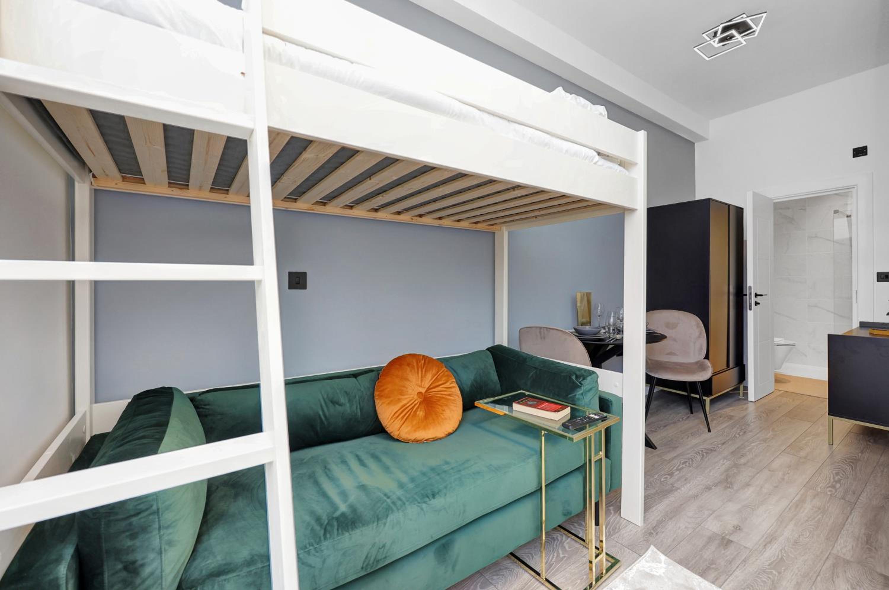 Hilldrop Apartments Short Term Rental & Flexible Renting Islington with Free WiFi, Parking & Garden