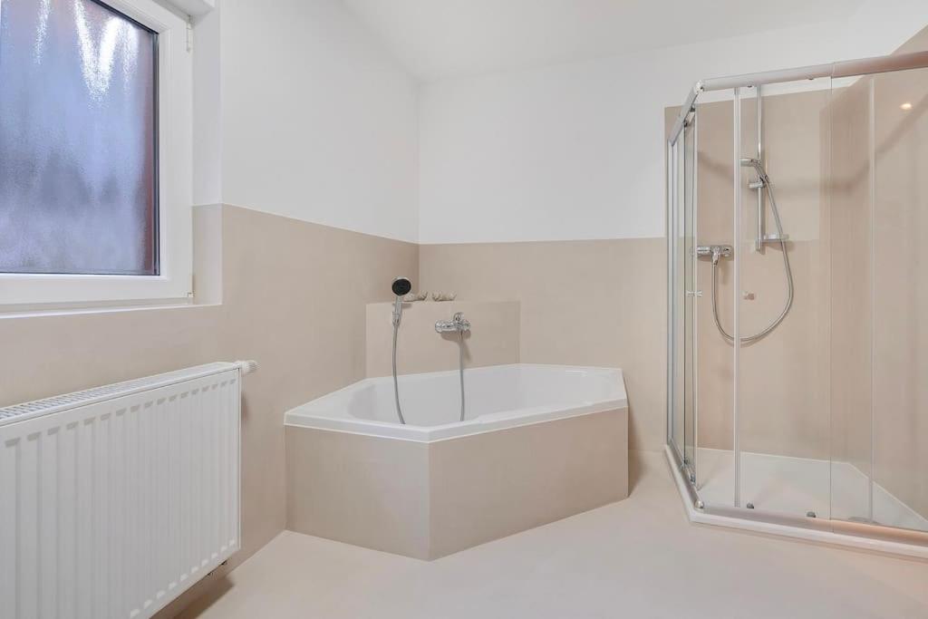 Luxus-Wellness-Haus am Waldsee