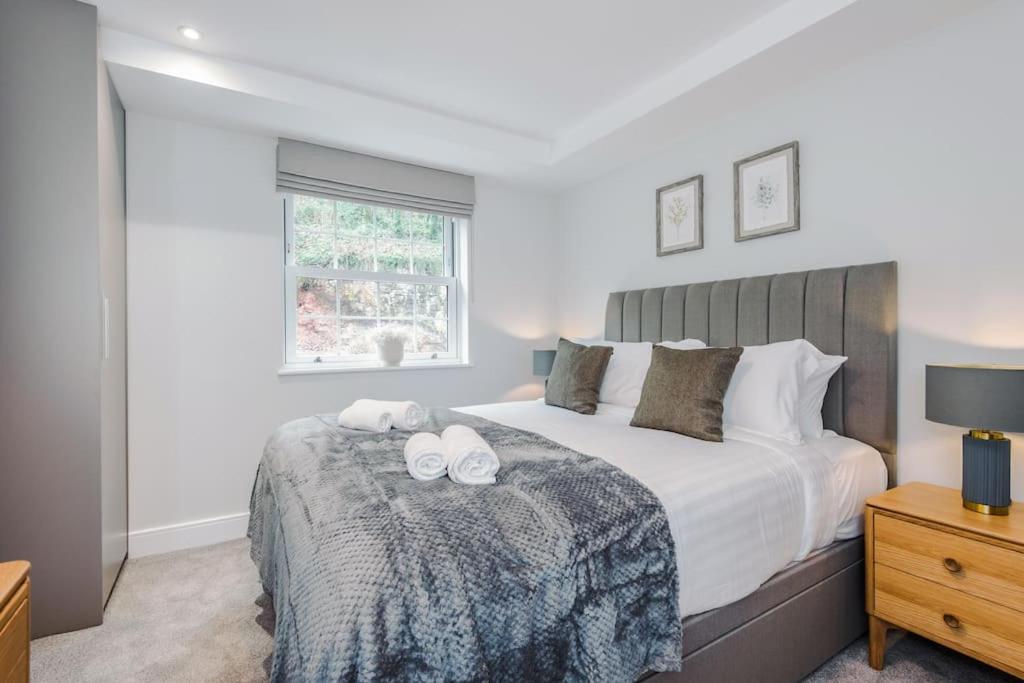 Rock Mill - Deluxe Duplex Apartment with Balcony