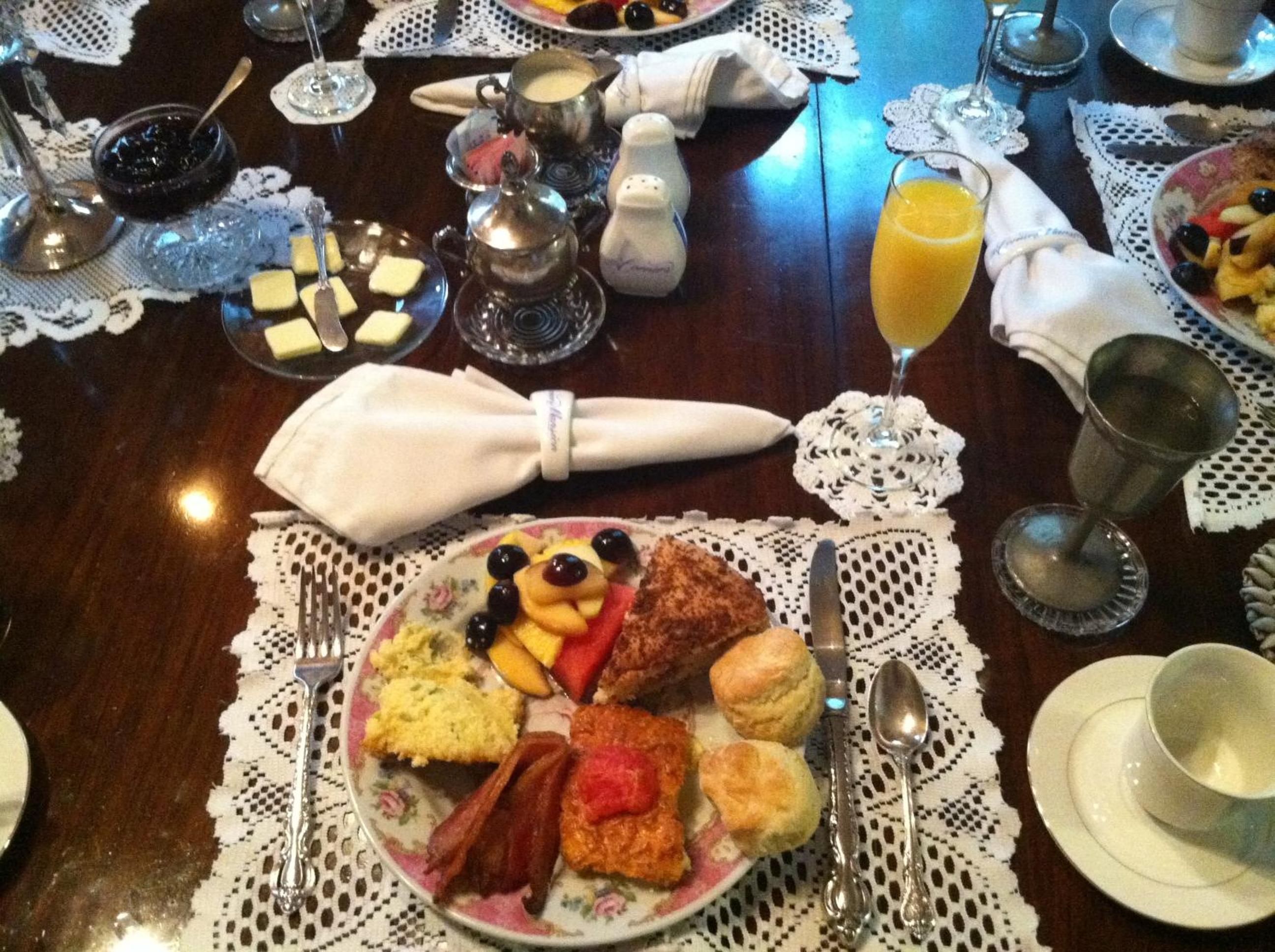 Corners Mansion Inn - A Bed and Breakfast