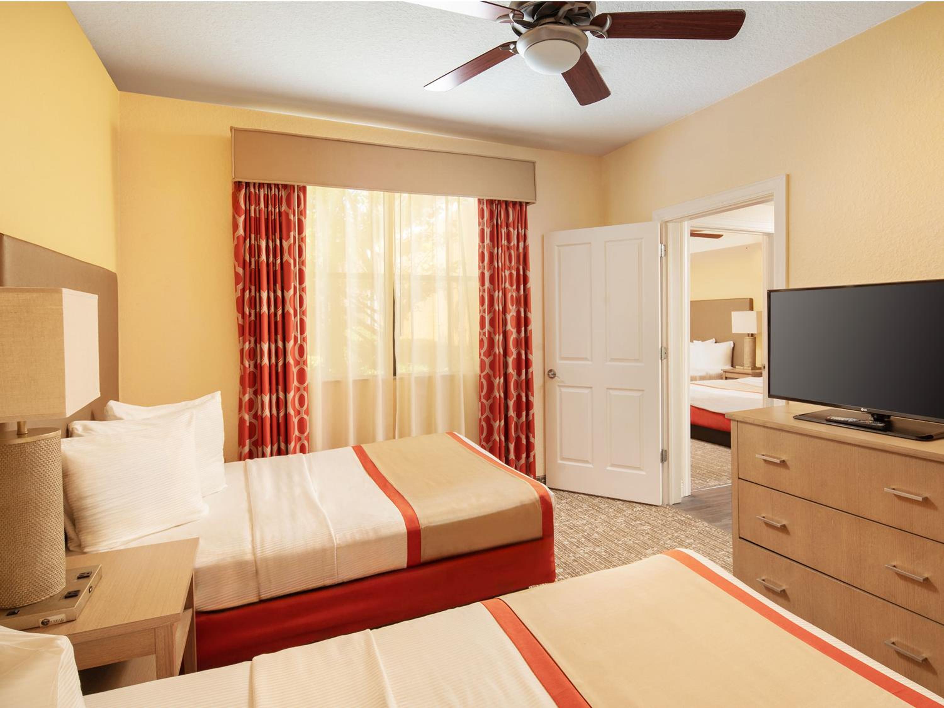 Floridays Orlando Two & Three Bed Rooms Condo Resort — photo 19