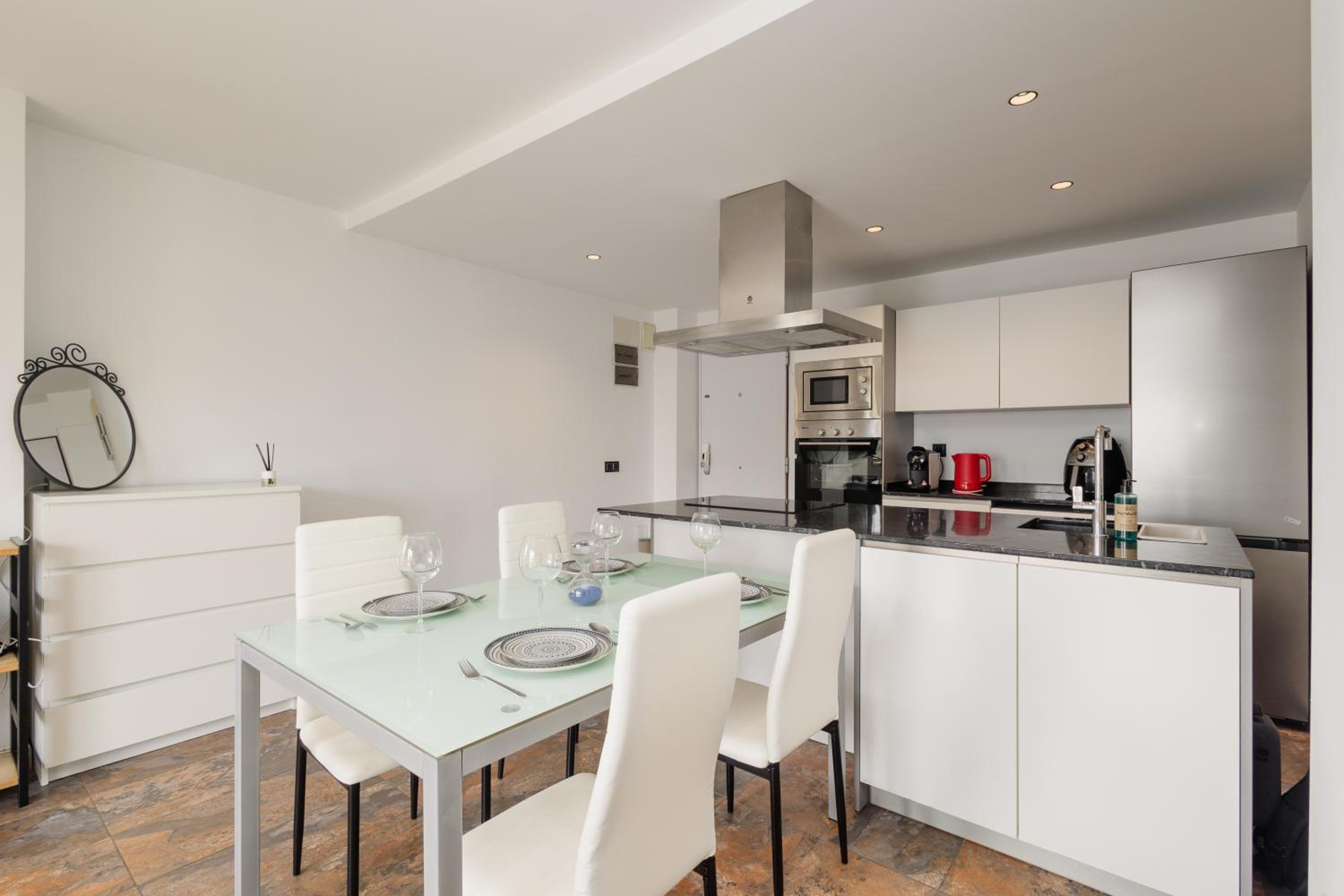 Apartment in the centre of Marbella with private parking space