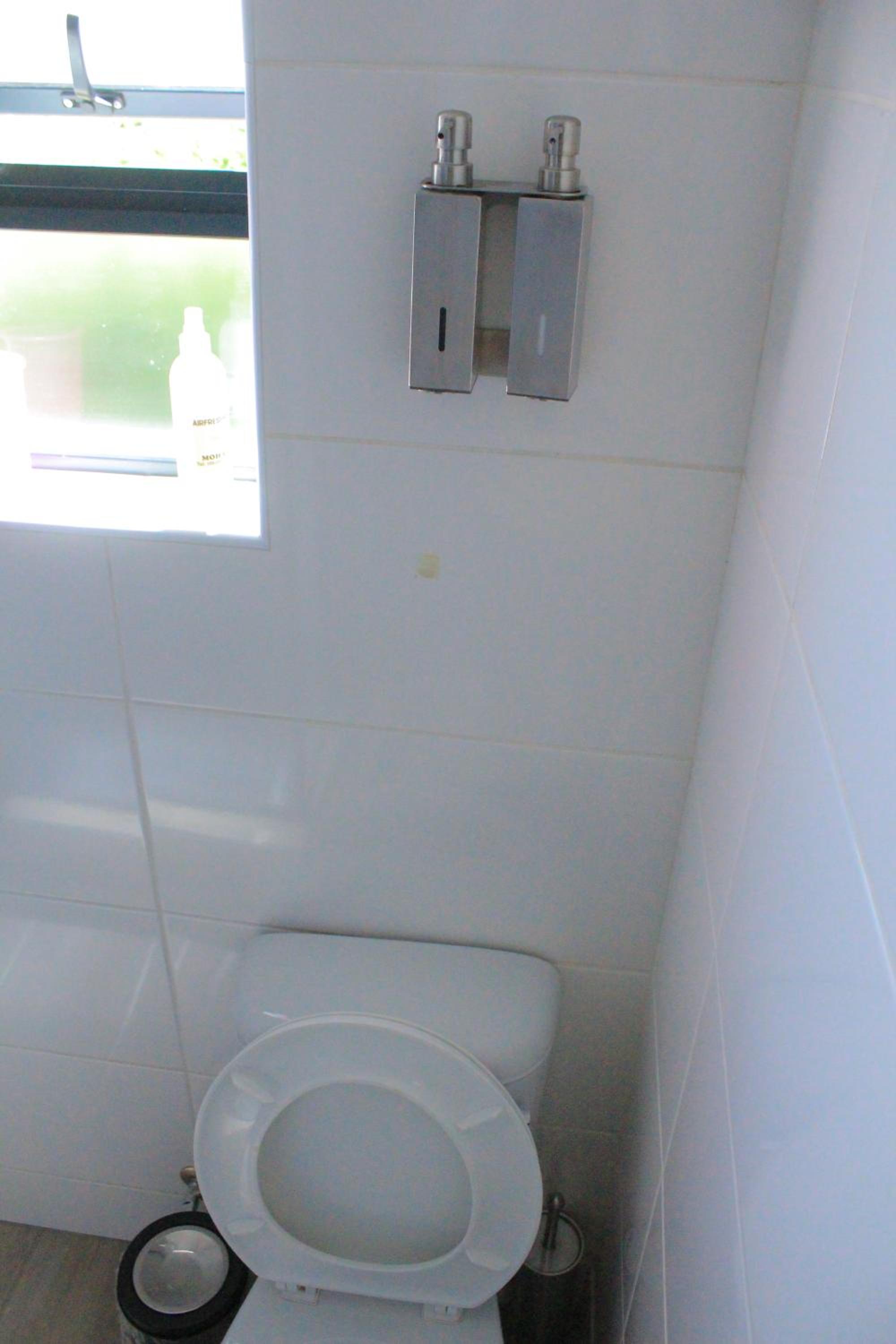 Photo 51