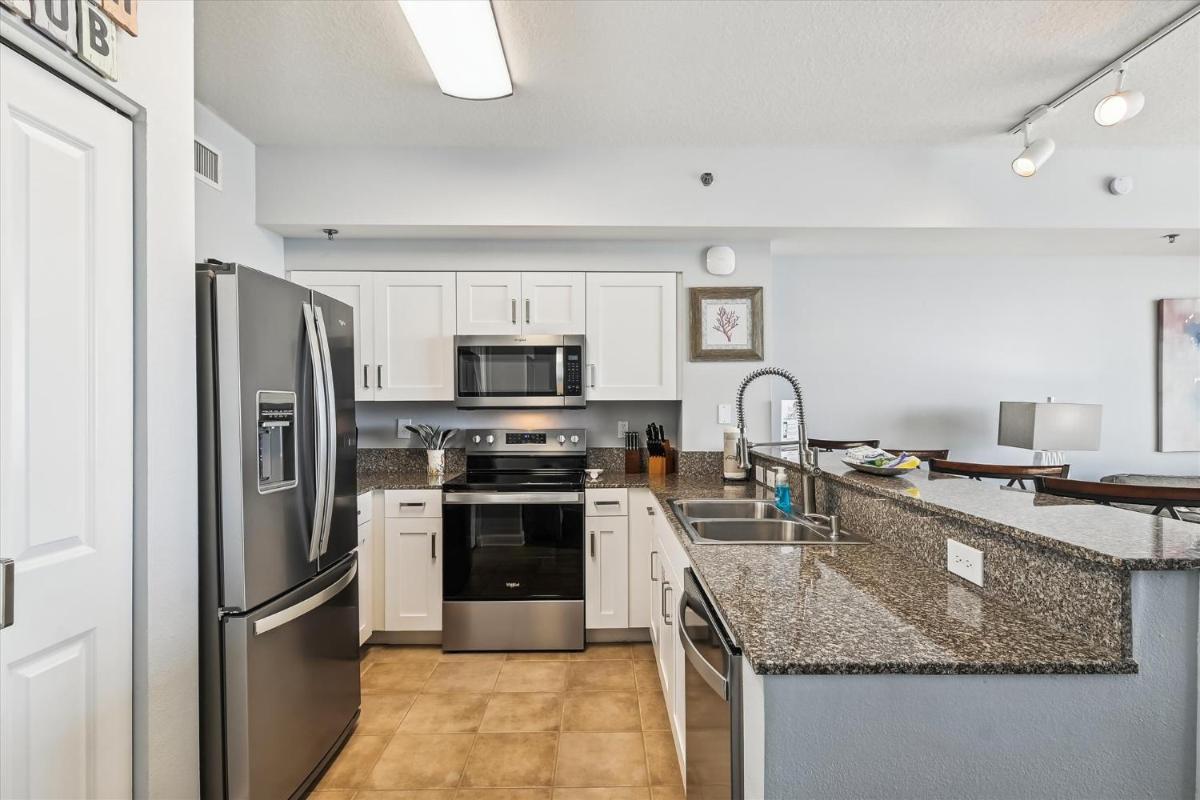 Shores of Panama 630-1BdBunks, Sleeps 6, Beach Front! Free Fun! Reserved Parking Space condo view 3