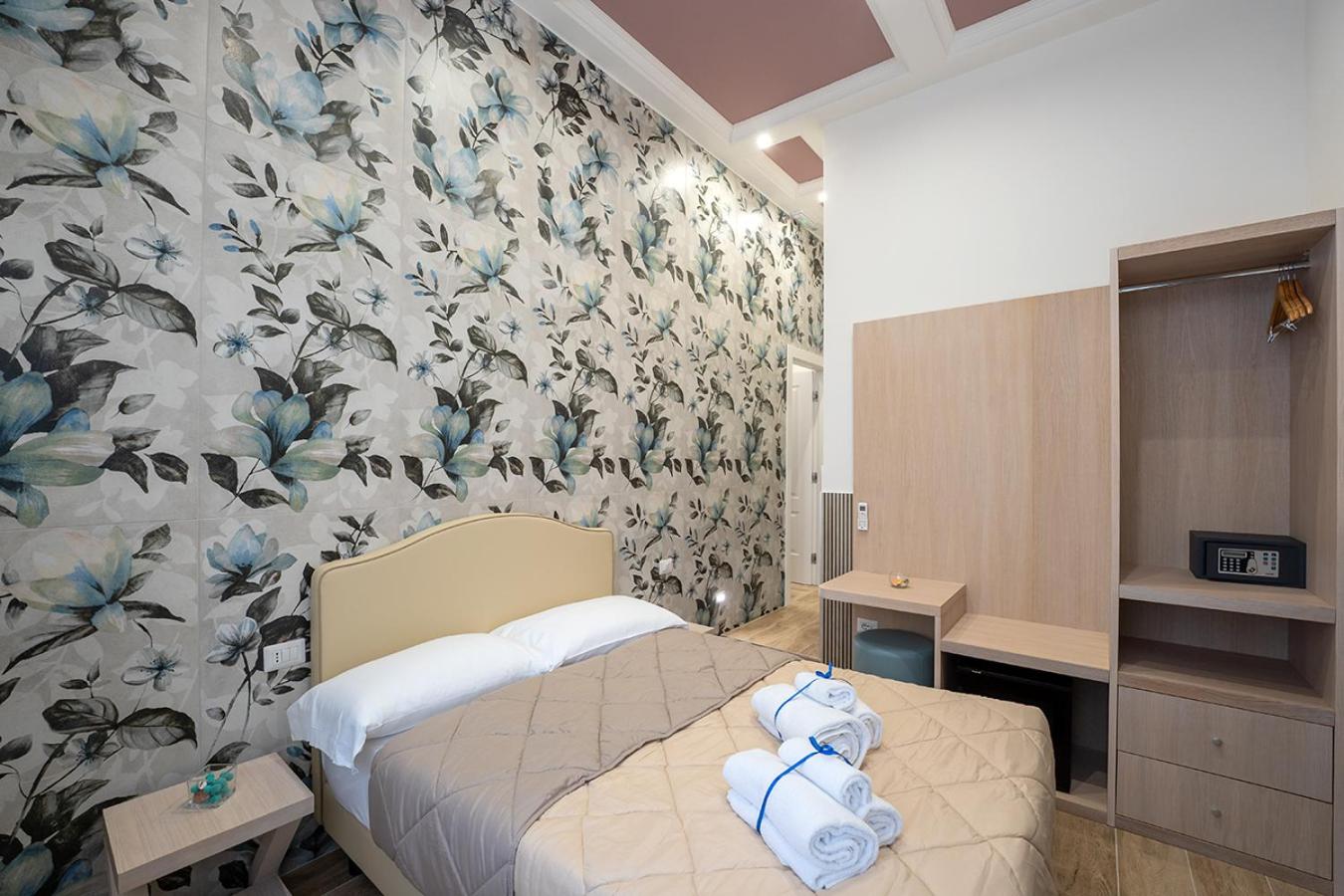 P.C. Boutique H. De Gasperi, Napoli Centro, by ClaPa Group