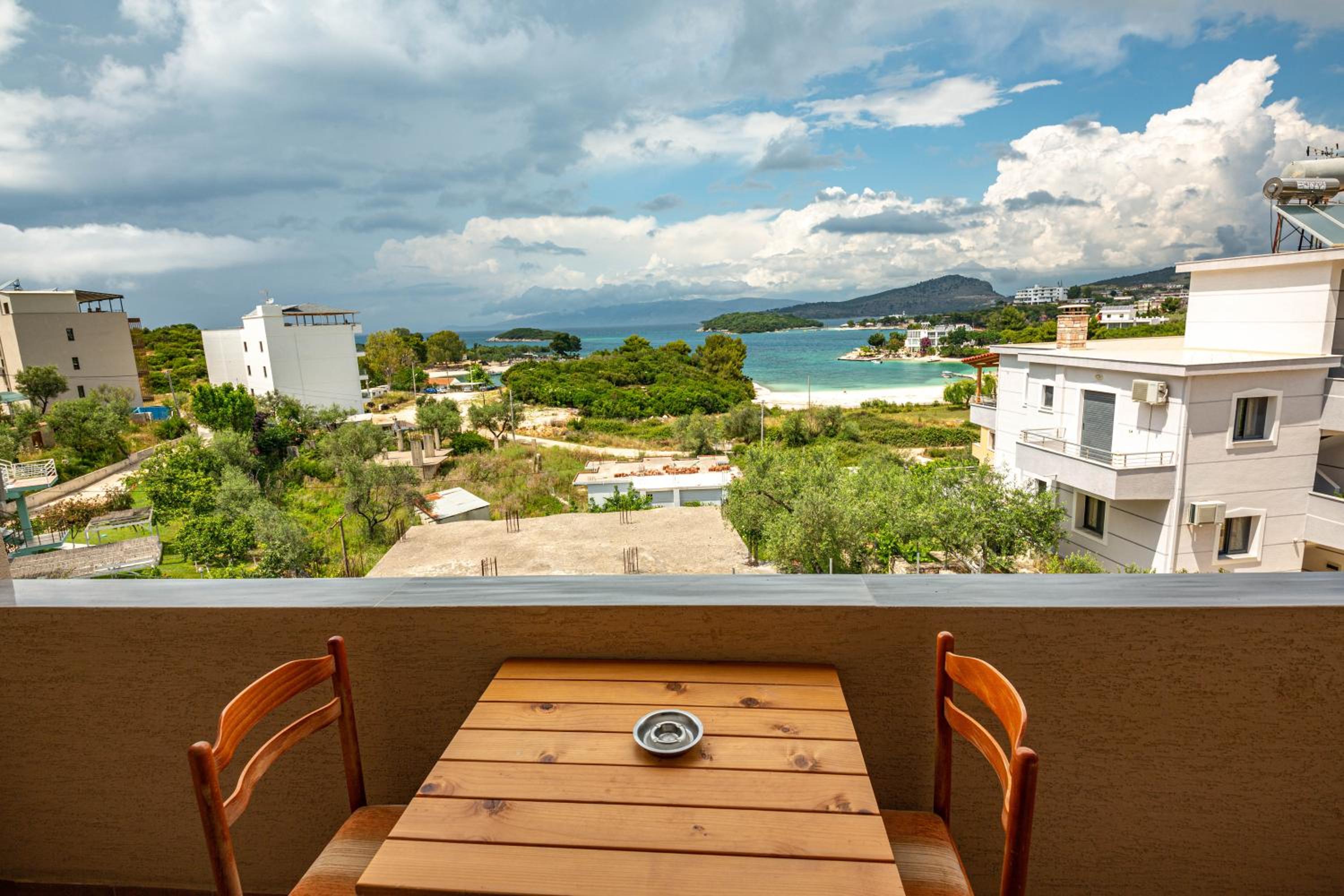 Diamond Apartments Ksamil