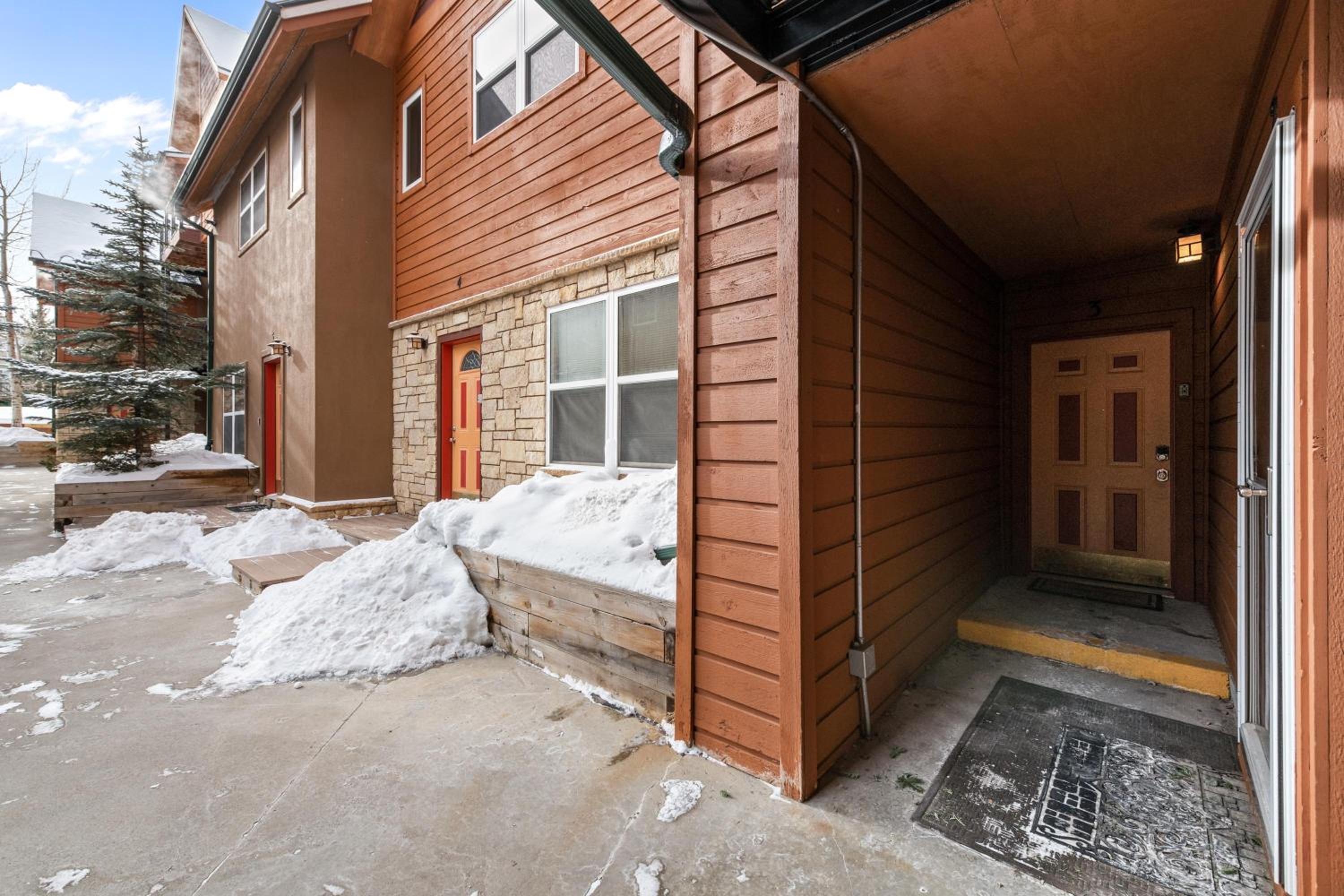539 Granite St view 4
