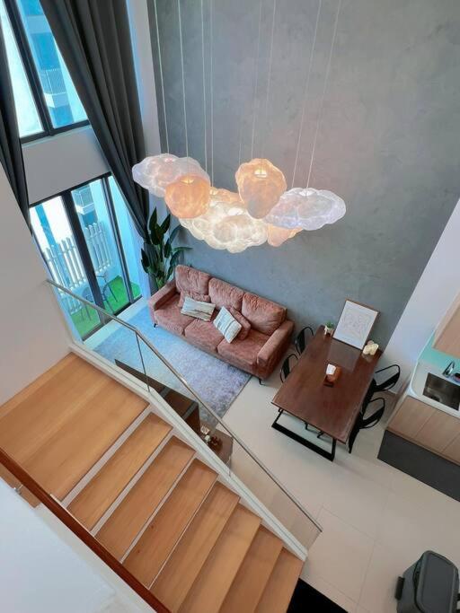 7PX 2BR Family Gathering Loft @ Colony, Near Quill City Mall & Monorail