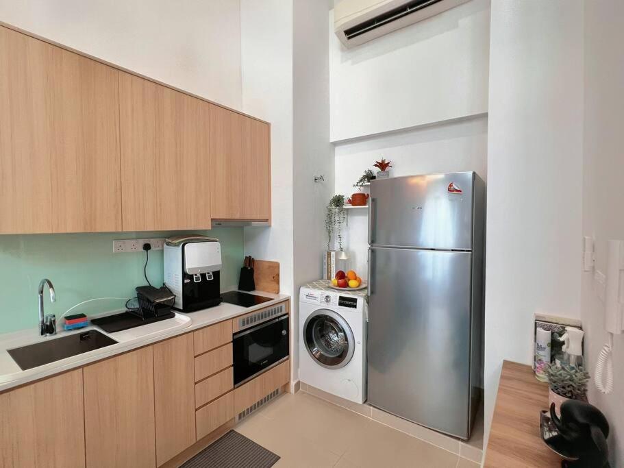 7PX 2BR Family Gathering Loft @ Colony, Near Quill City Mall & Monorail