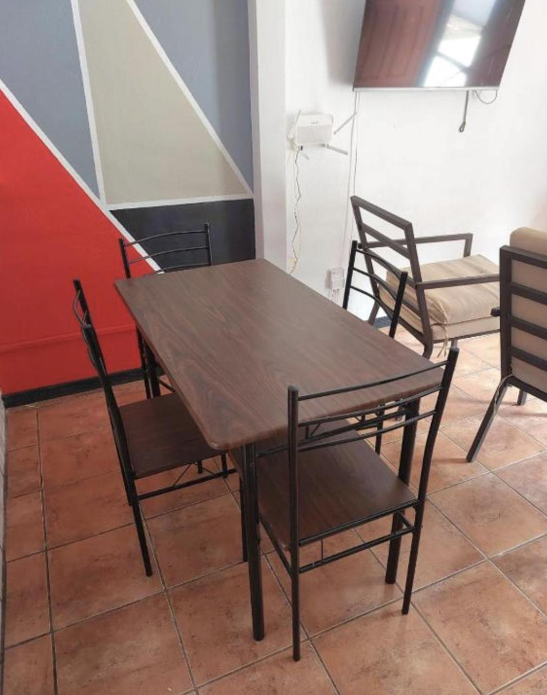 Buganvilias Quepos No 1 con aire acondicionado