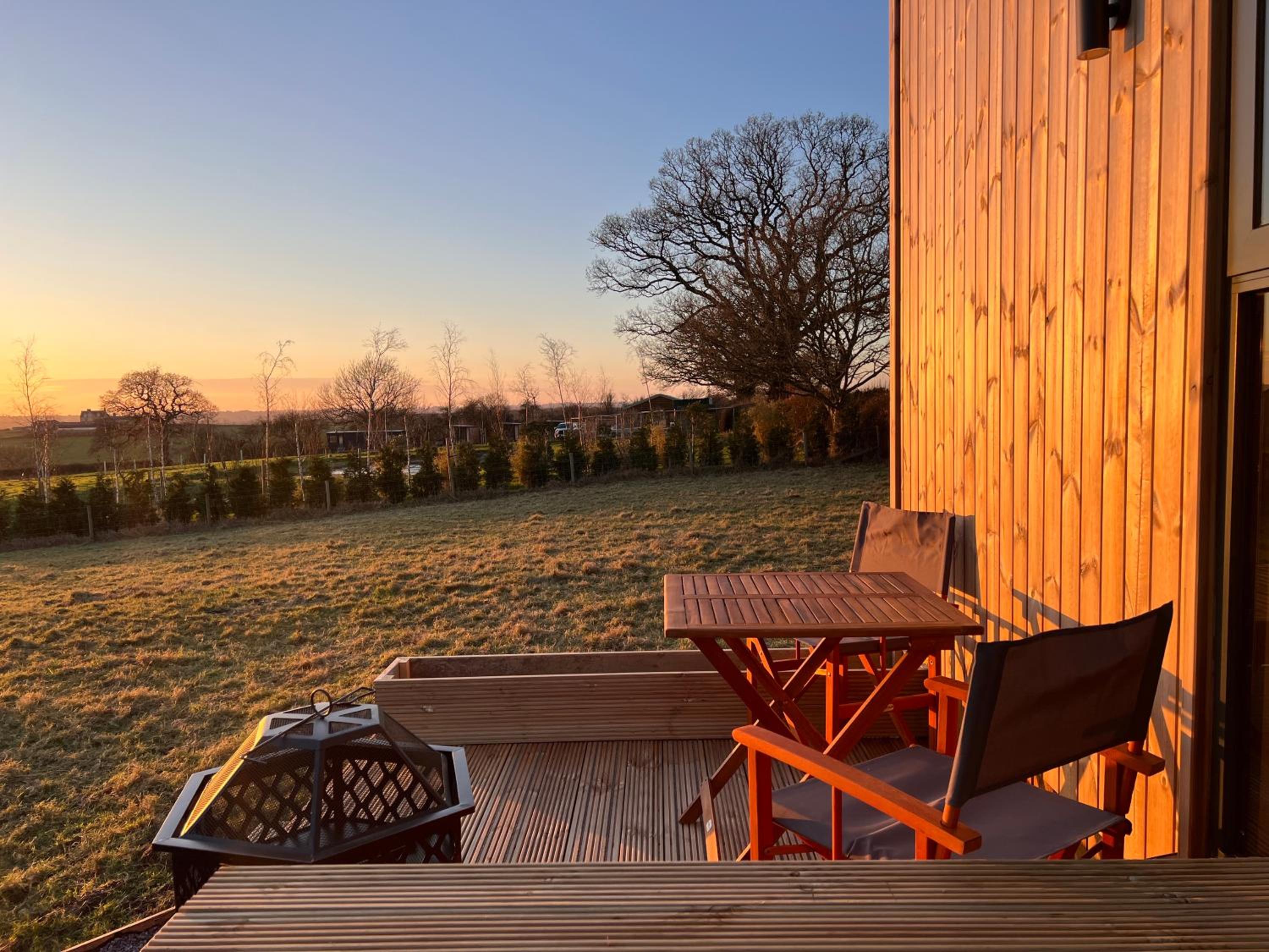 Beautiful cabins in Shaftesbury Dorset countryside