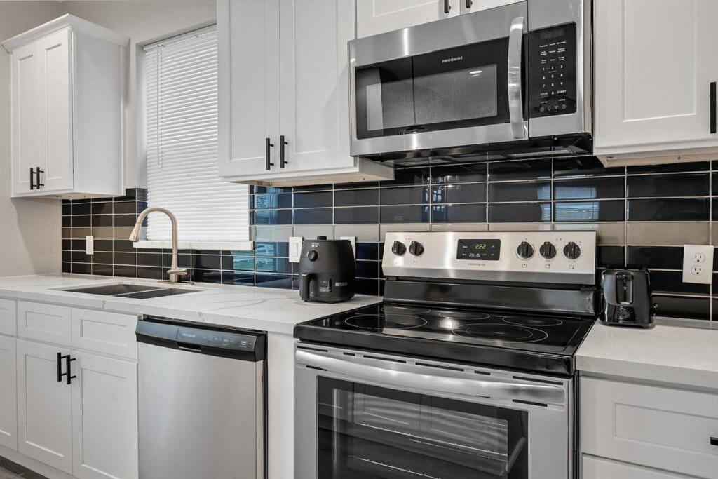Opuluxe Exquisite Houston Stays