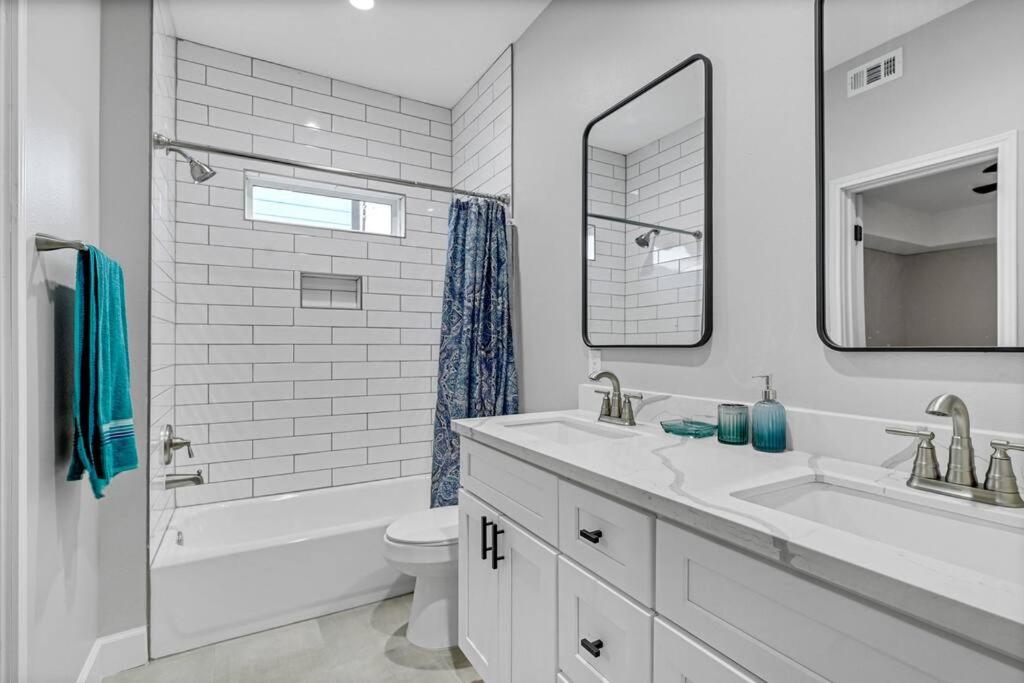 Opuluxe Exquisite Houston Stays