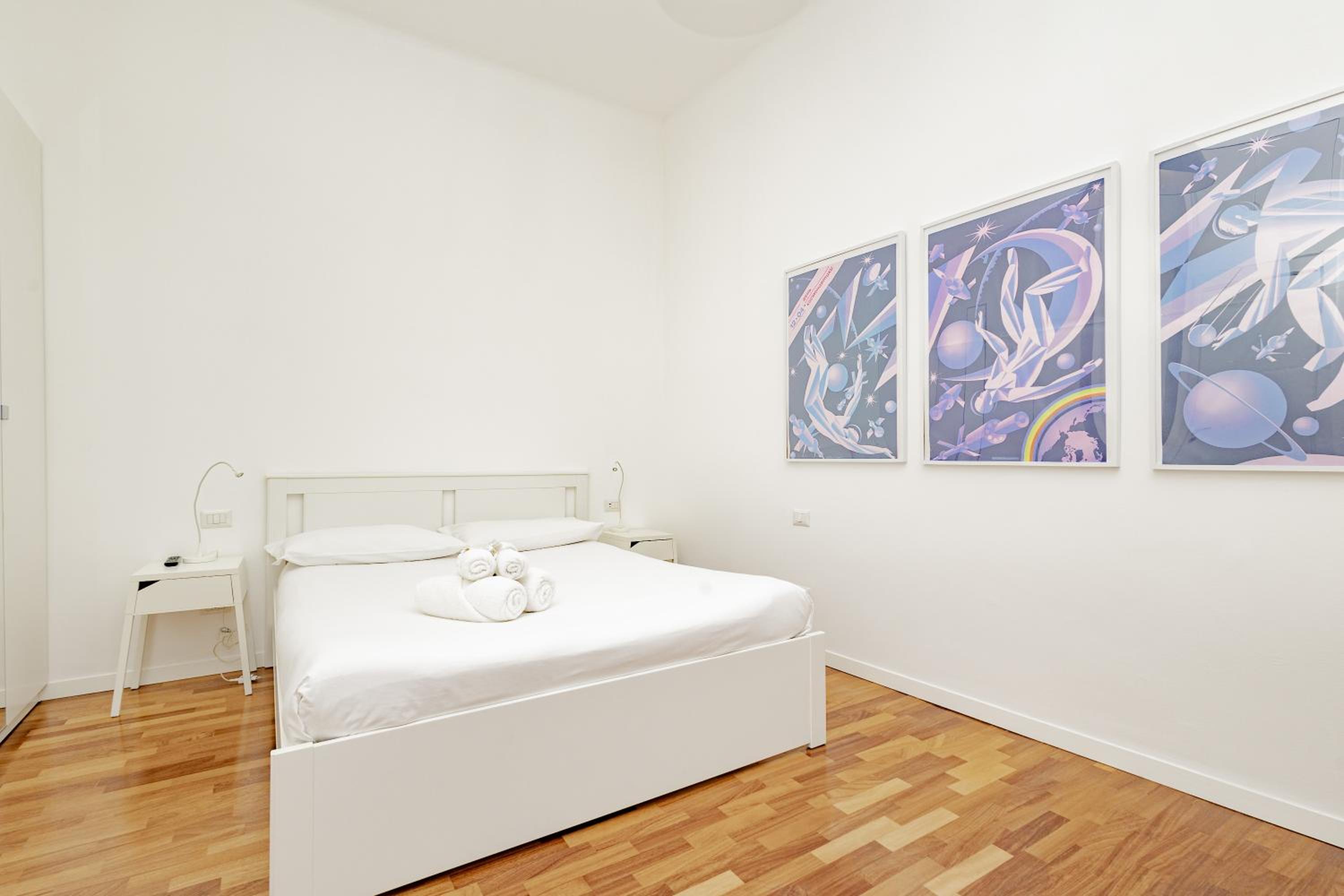 Xenia Apartments - Cozy Luminous flat near Navigli