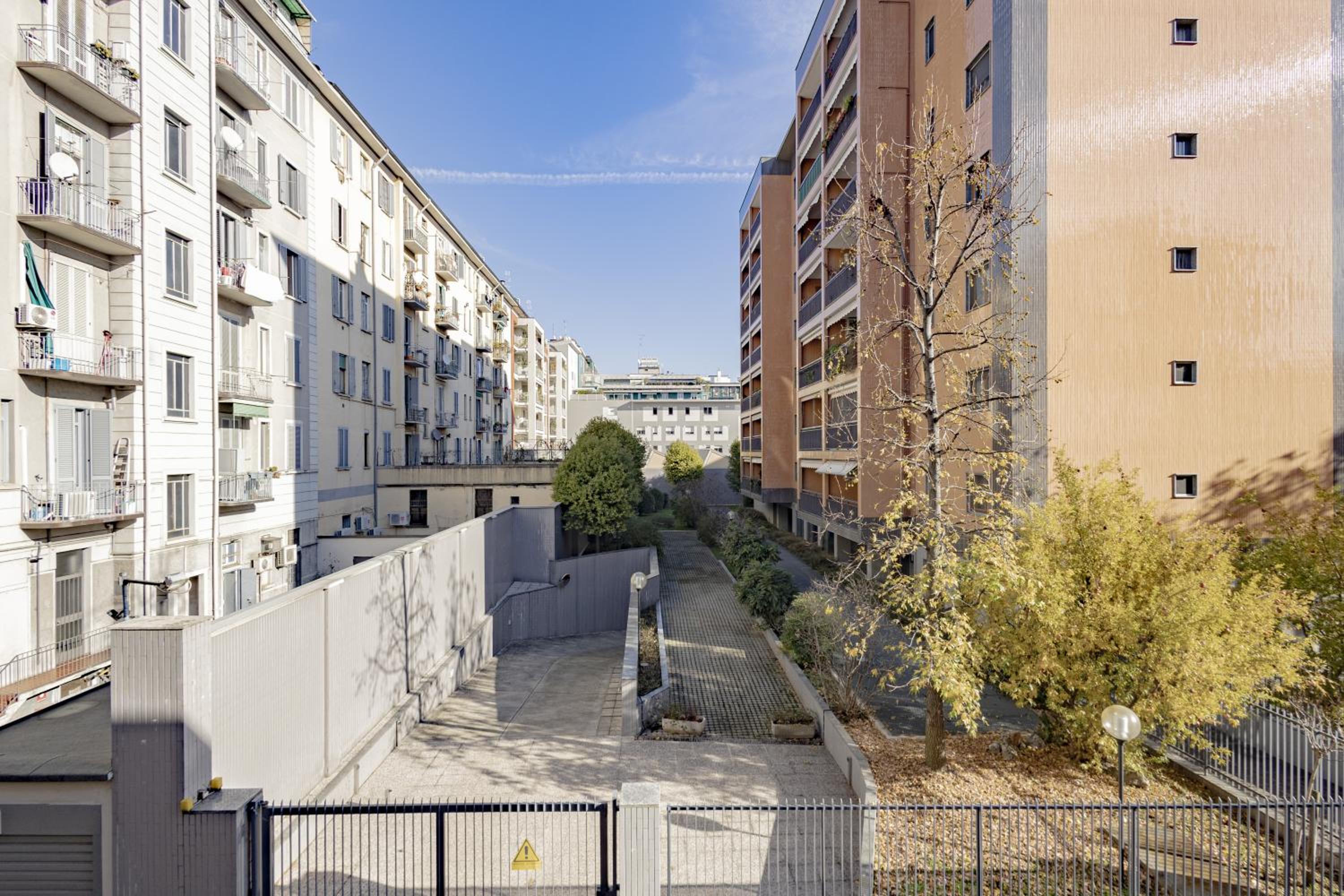 Xenia Apartments - Cozy Luminous flat near Navigli