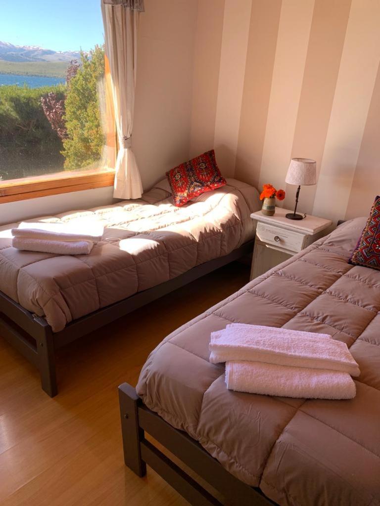 Casa con costa del lago