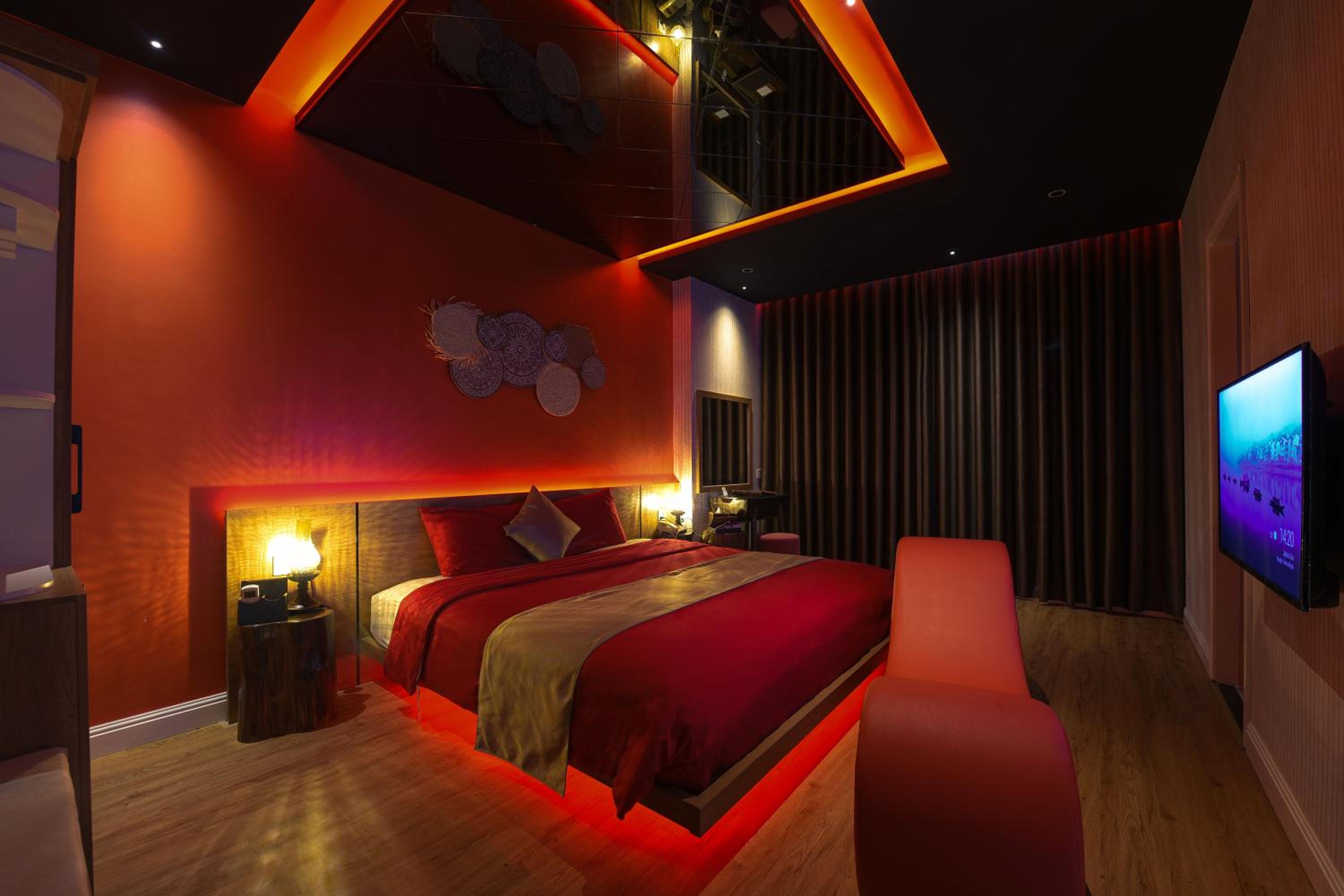 Chiic House 3 - Khách sạn tình yêu view 4