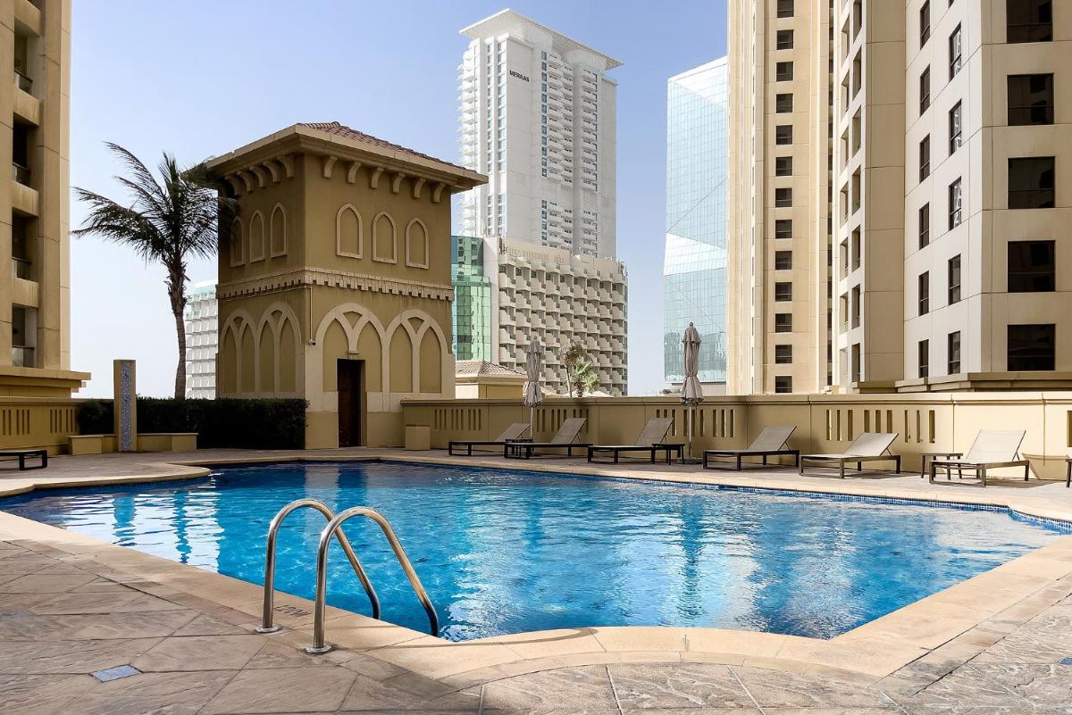 Dubai Marina 1BR with amazing sea view at Murjan 2