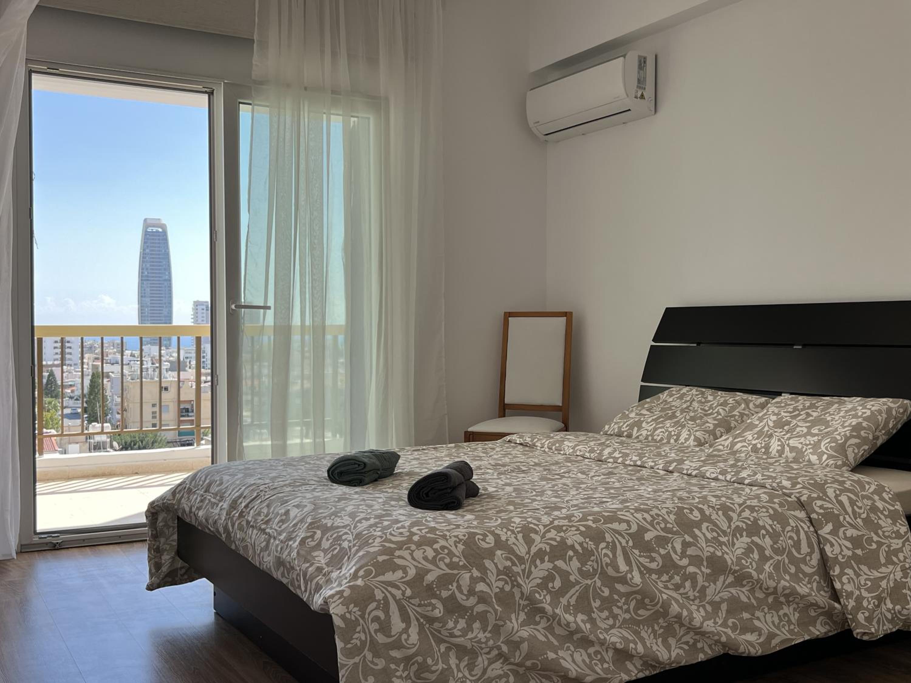 Sunny Rooms