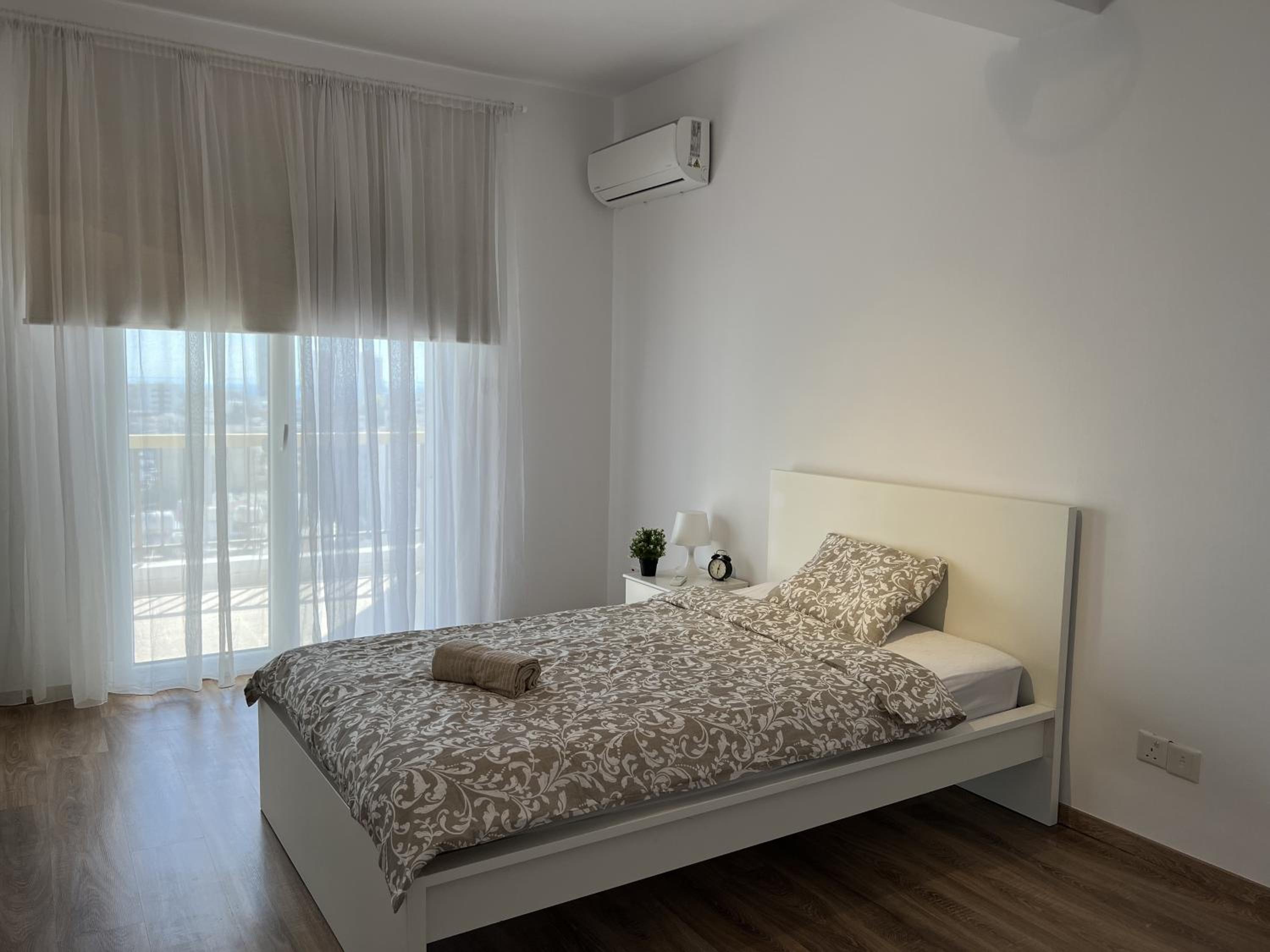 Sunny Rooms