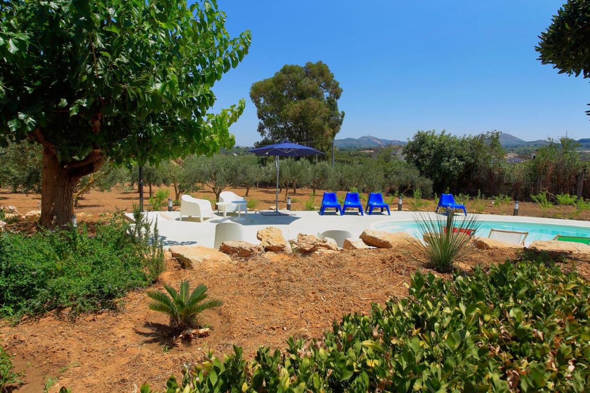 Villa 2 Pini view 4