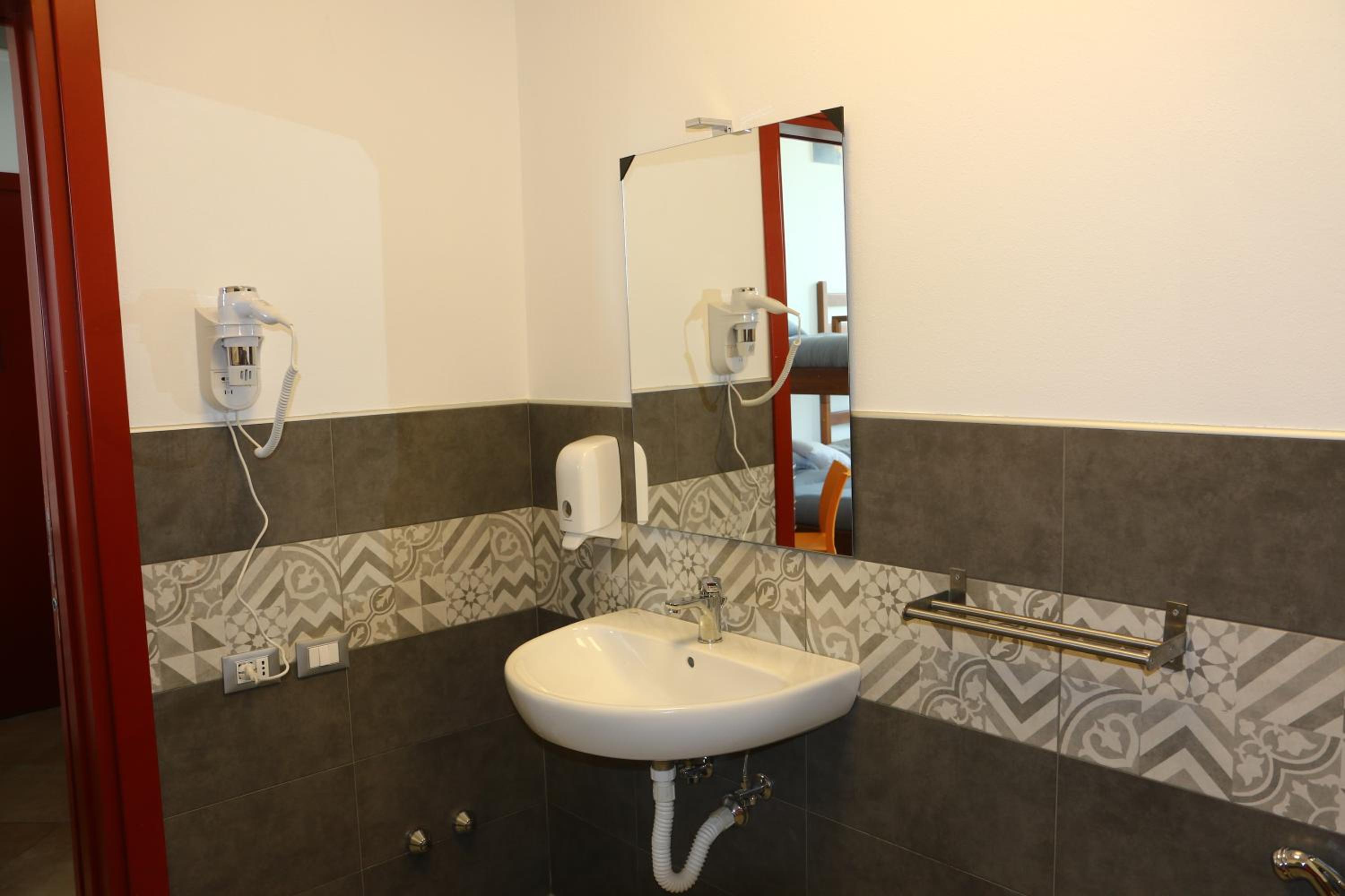 Student's Hostel Parma photo 5
