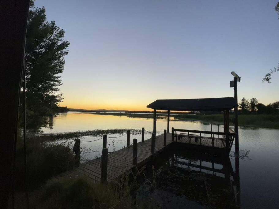 Casa a orillas del Lago Rapel con Kayak y Jacuzzi