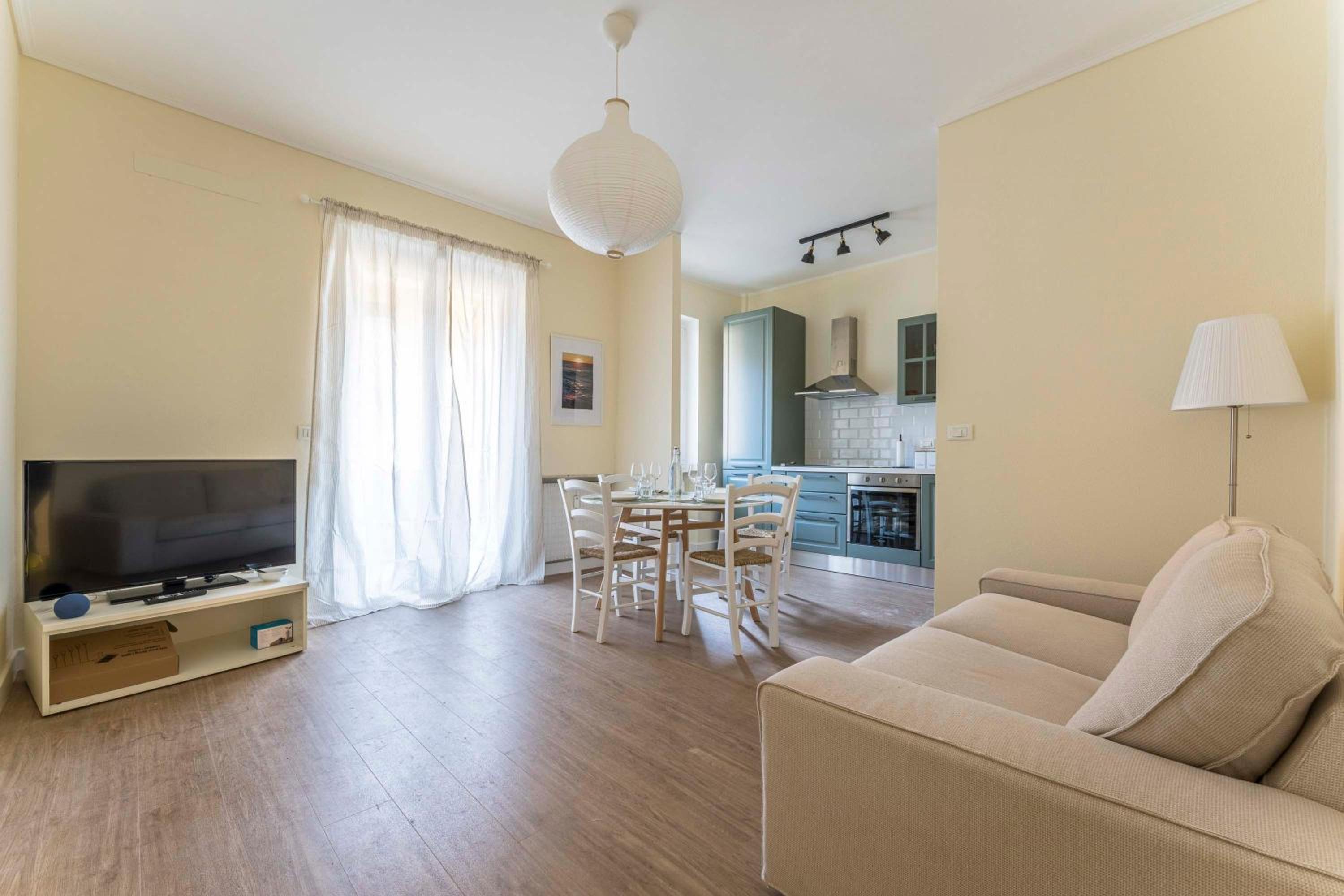 Spacious Apartment in Sori with Large Terrace view 4