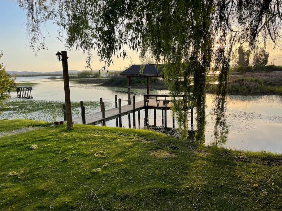 Casa a orillas del Lago Rapel con Kayak y Jacuzzi