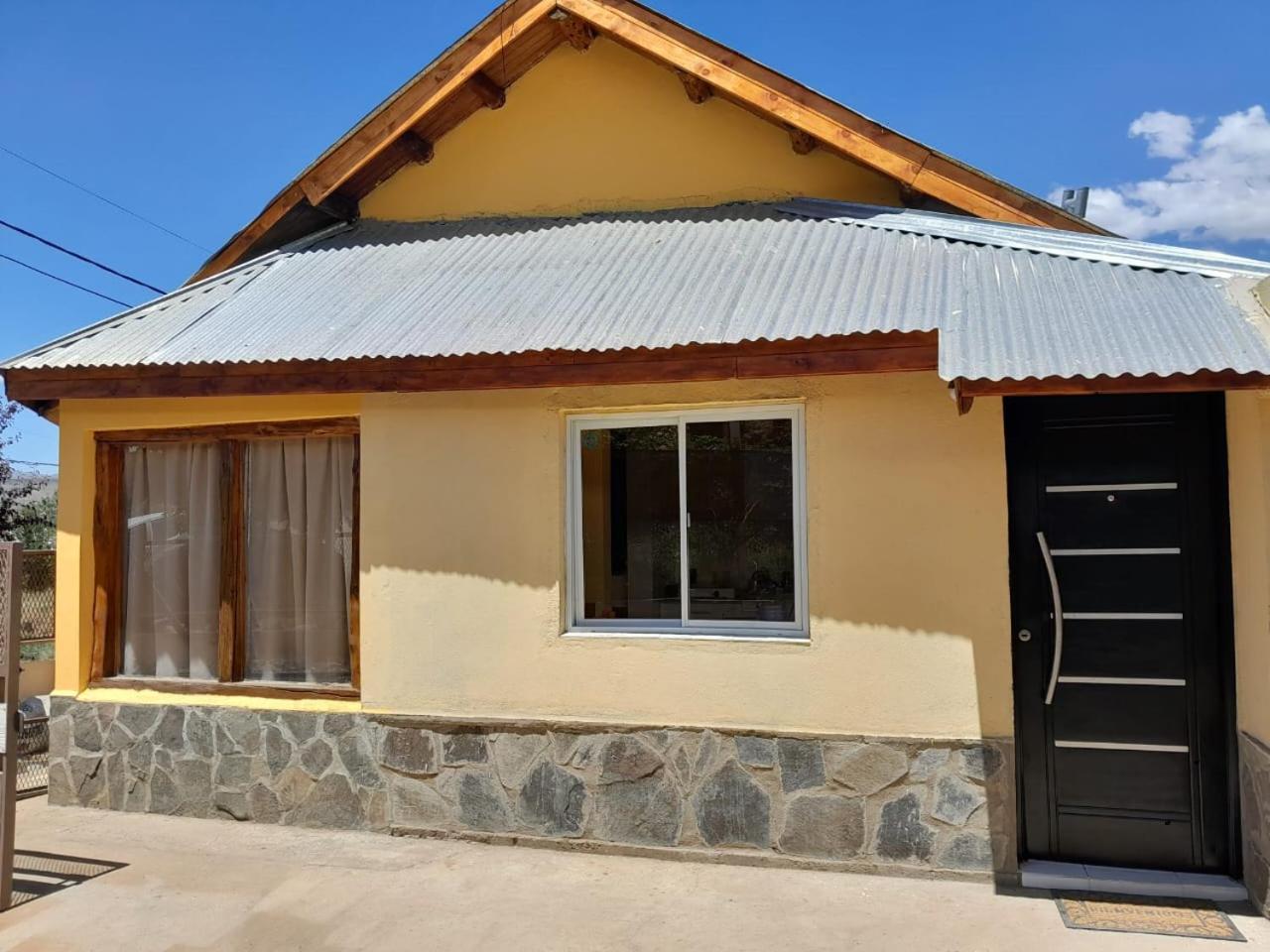 Cabaña Río Pulmarí - Image 1