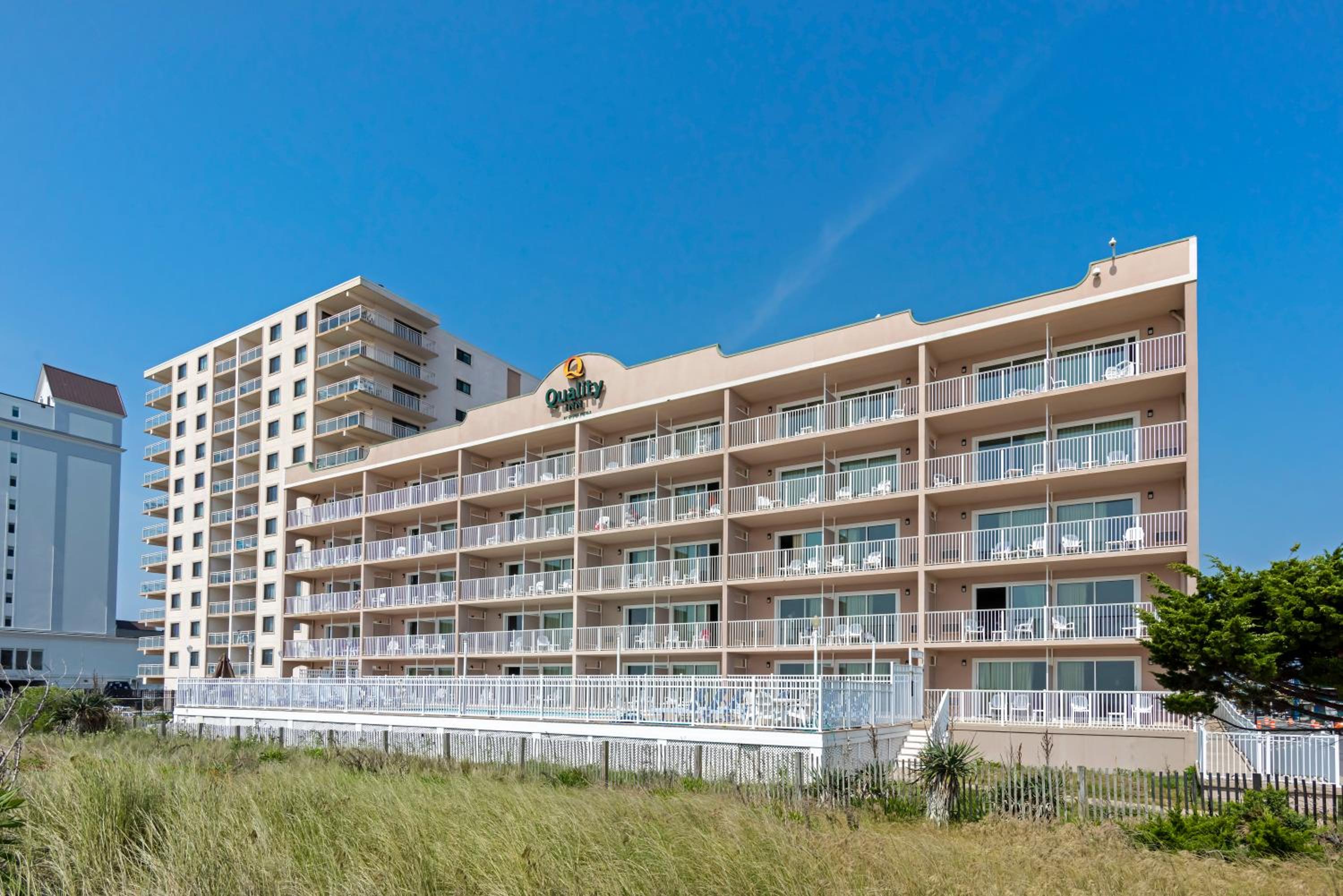Hotel Quality Inn Ocean City Beachfront - Image 1