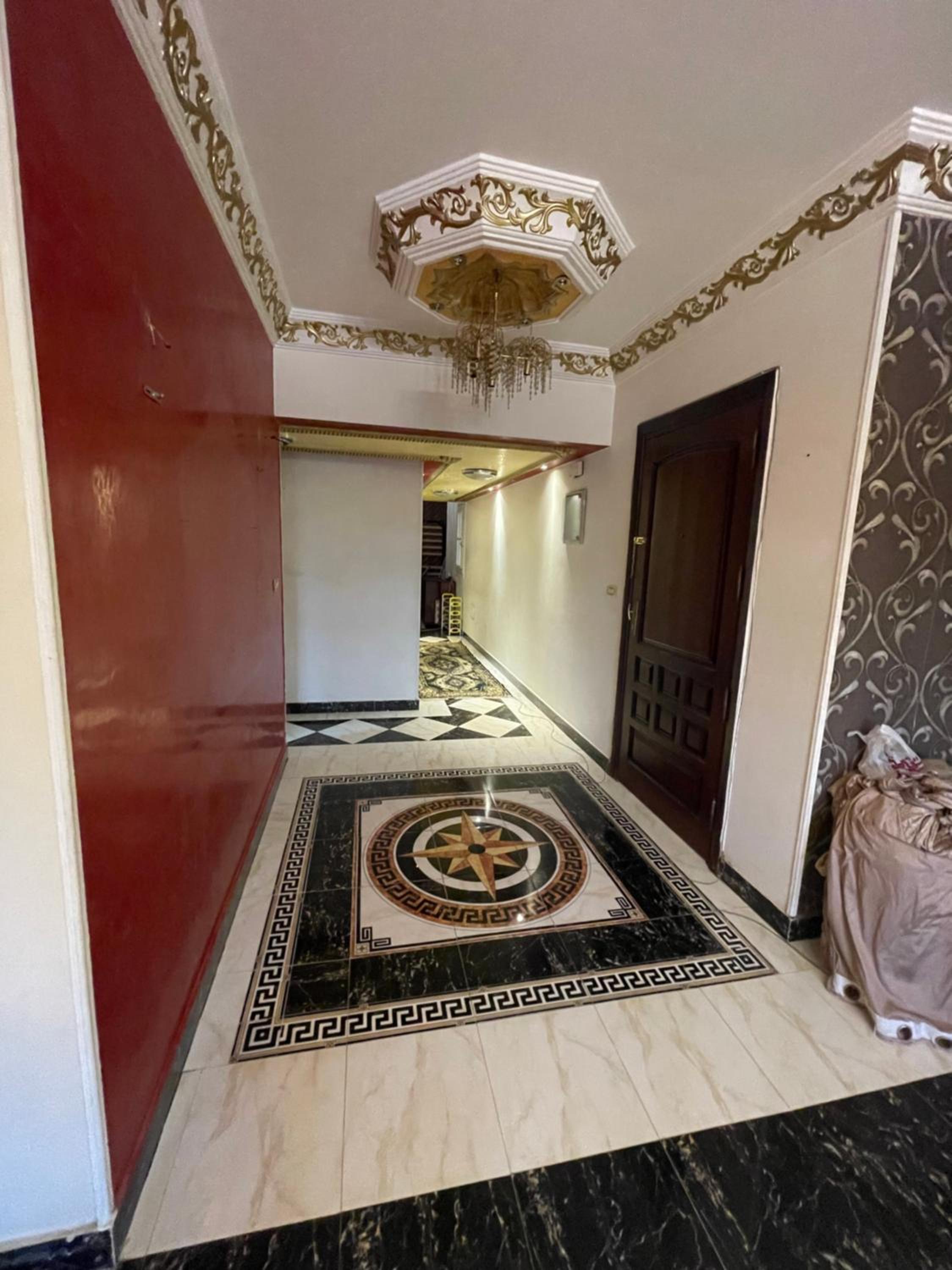 New cairo, Compund Enpii