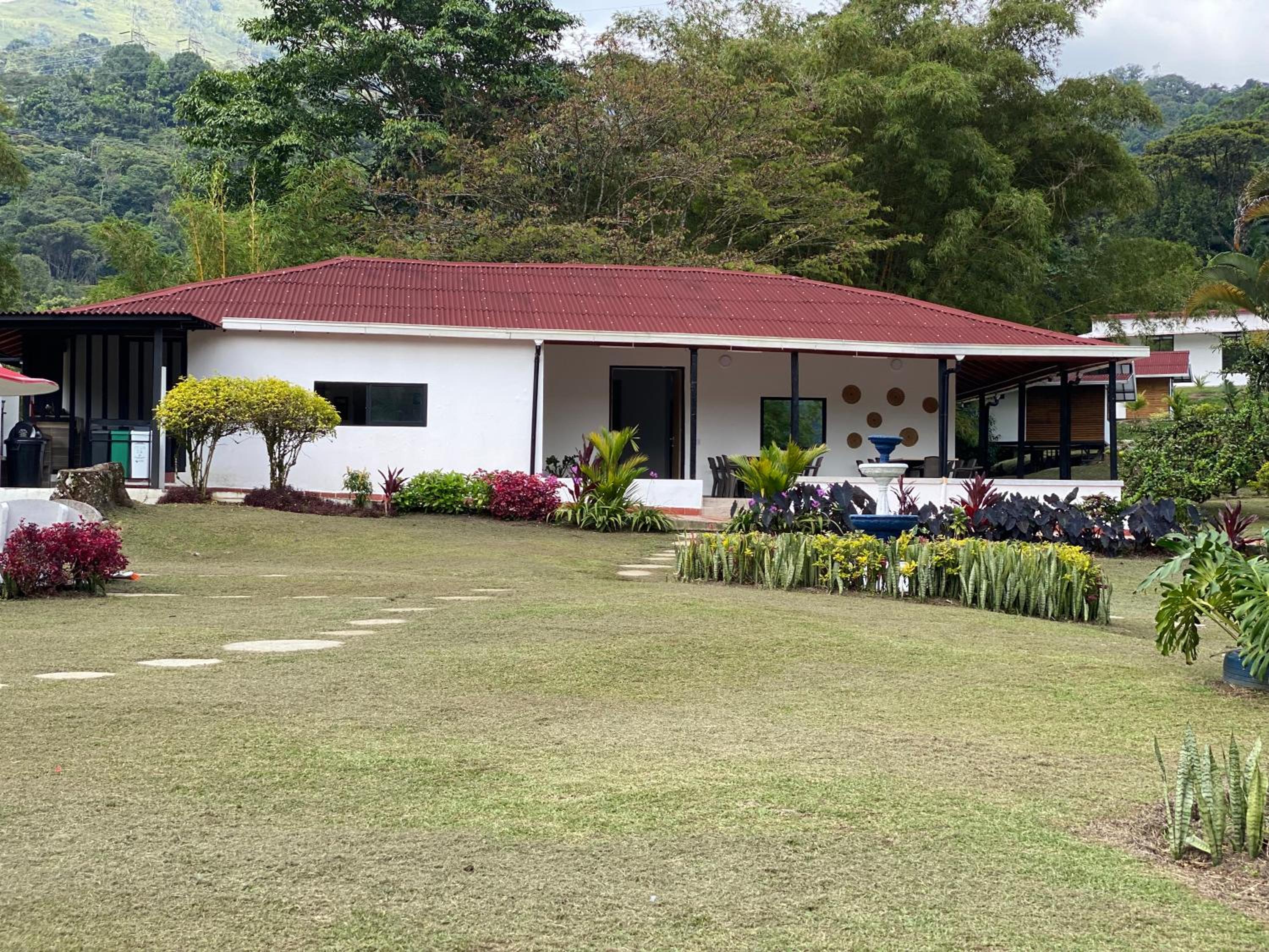 CRISTALES DEL RIO RESORT