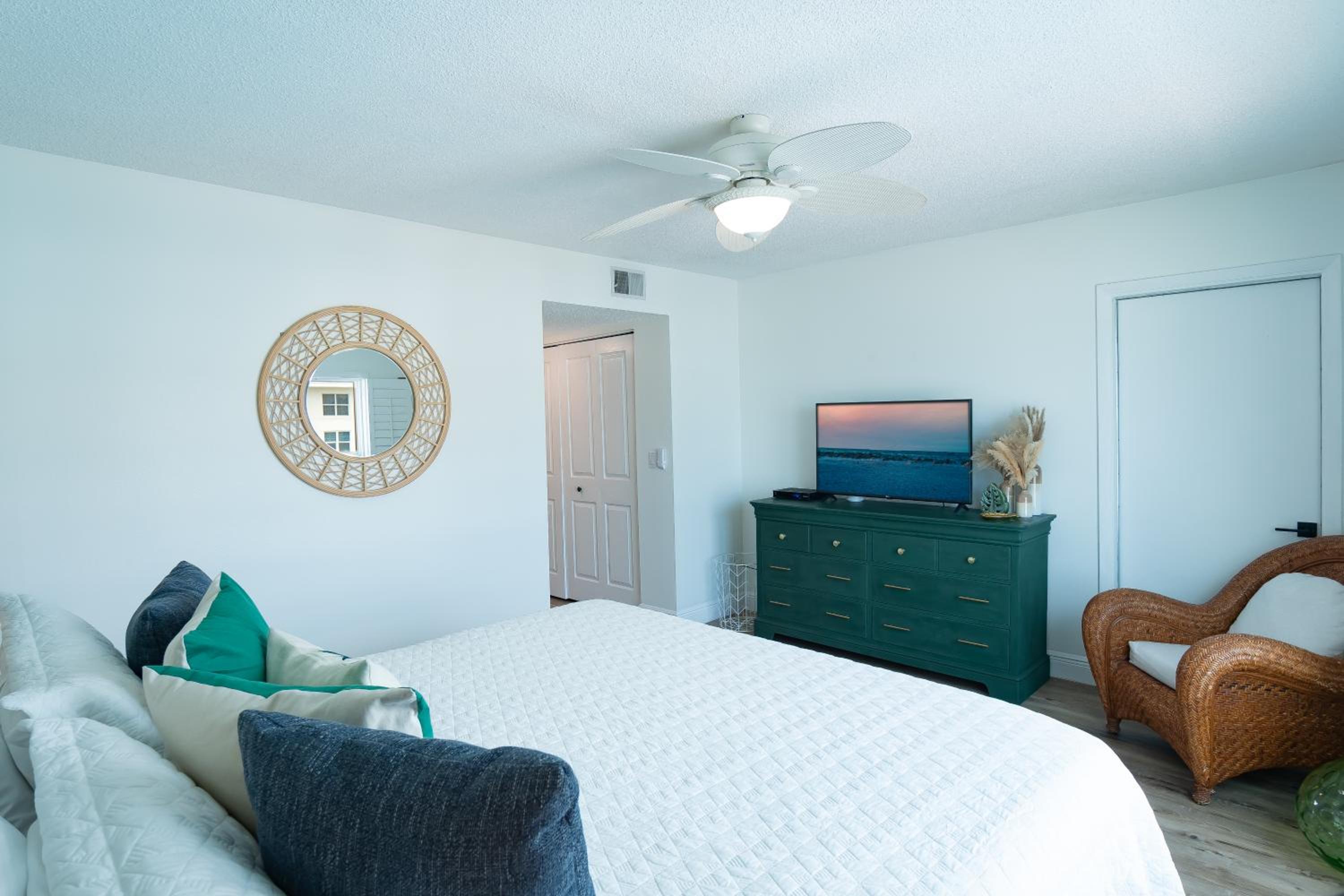 Stunning coastal condo with ocean and pool views from the balcony!