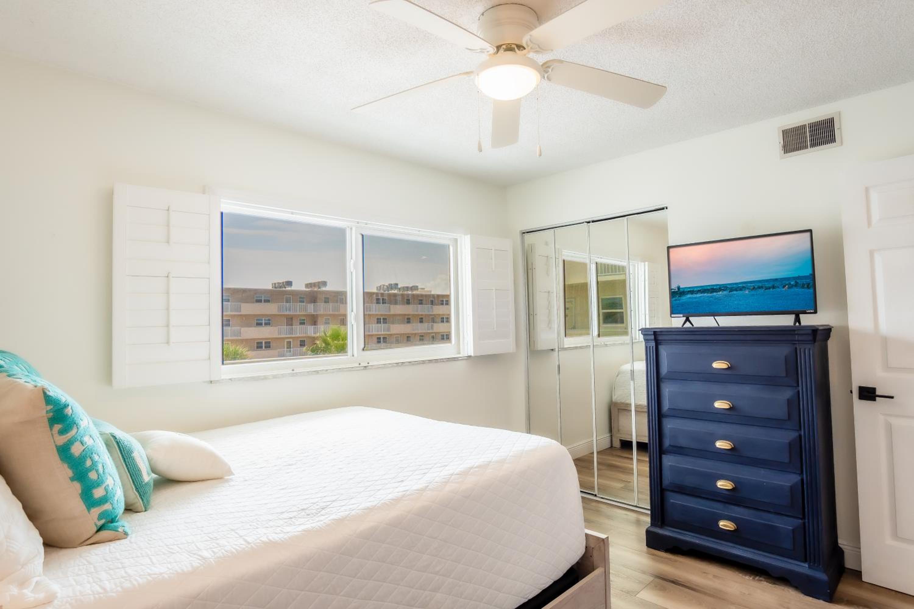 Stunning coastal condo with ocean and pool views from the balcony!