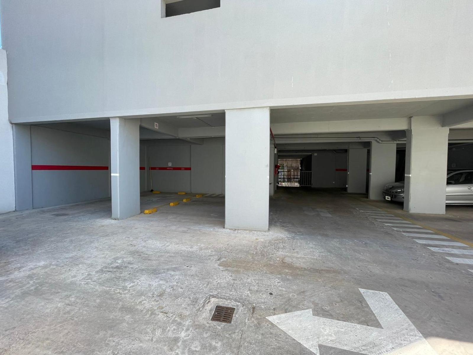 Dpto nuevo Centro Cochera super Balcón Asador