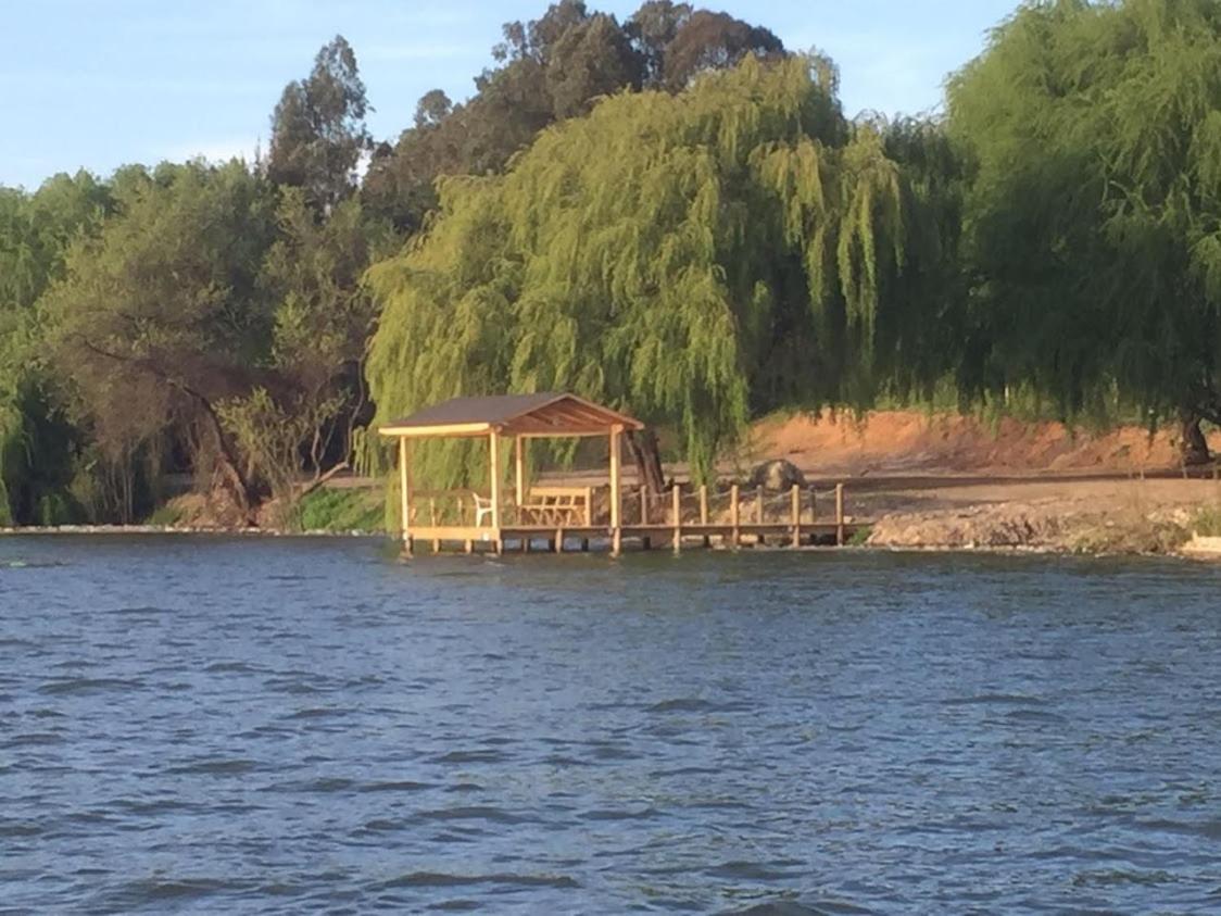 Casa a orillas del Lago Rapel con Kayak y Jacuzzi
