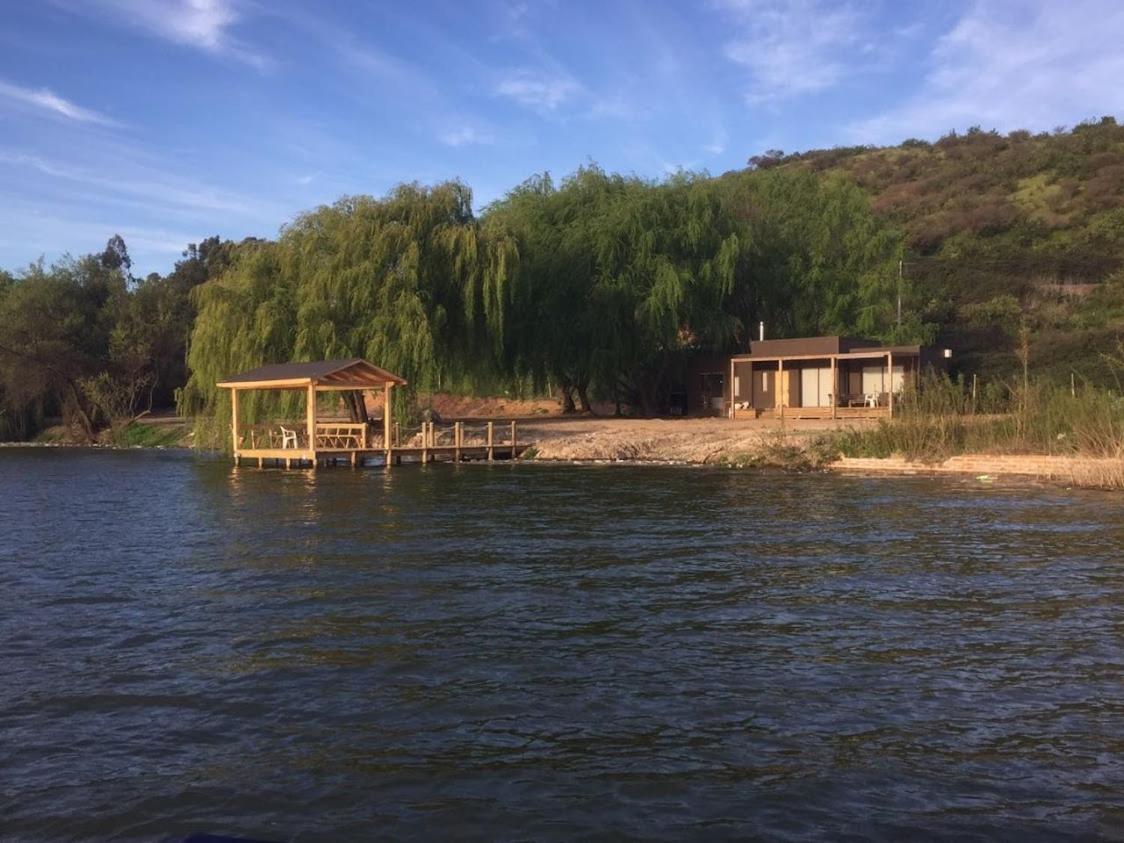 Casa a orillas del Lago Rapel con Kayak y Jacuzzi